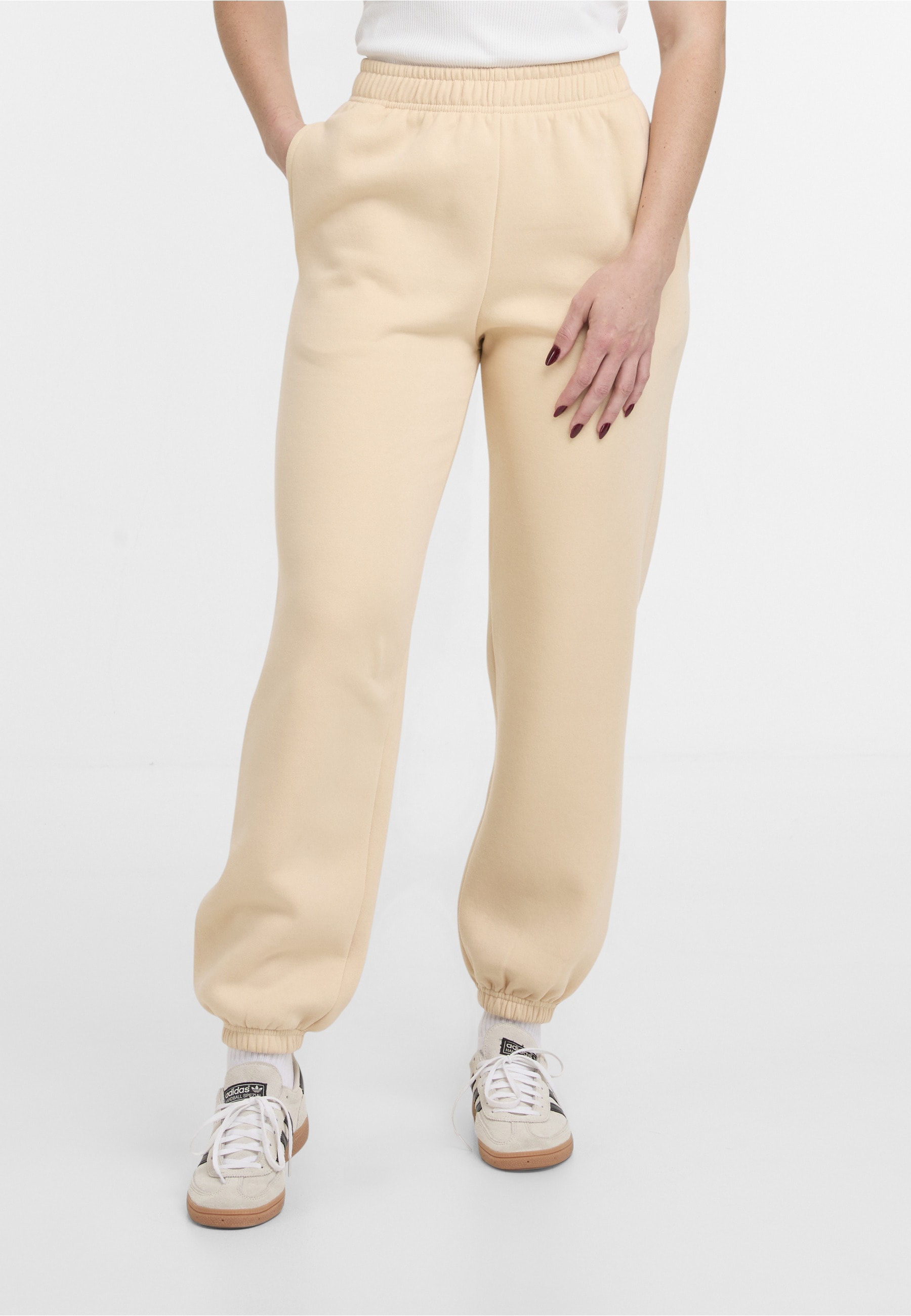 URBAN CLASSICS Jogginghose »Urban Classics Ladies Basic Essential Sweatpants«
