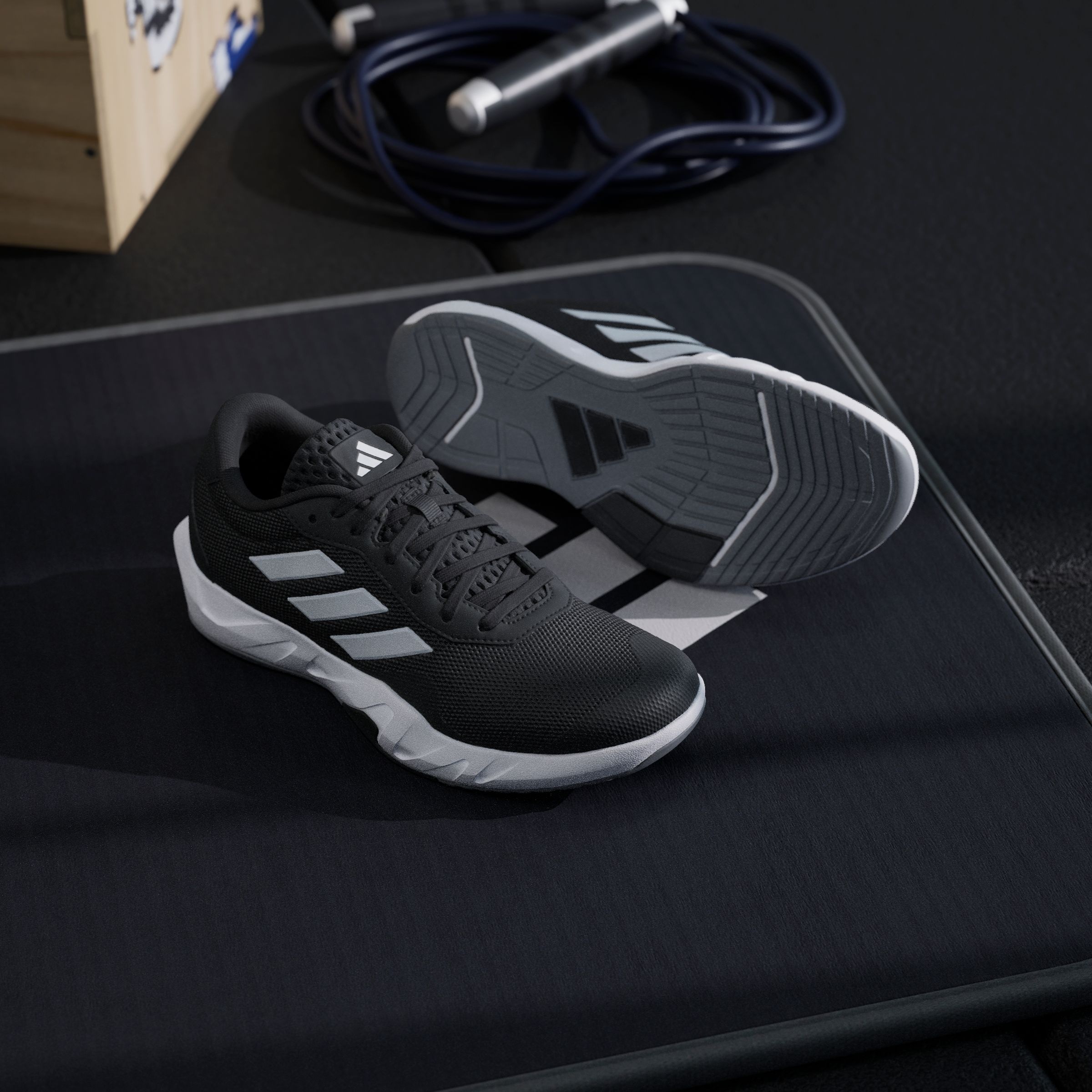 adidas Performance Trainingsschuh »AMPLIMOVE TRAINER«