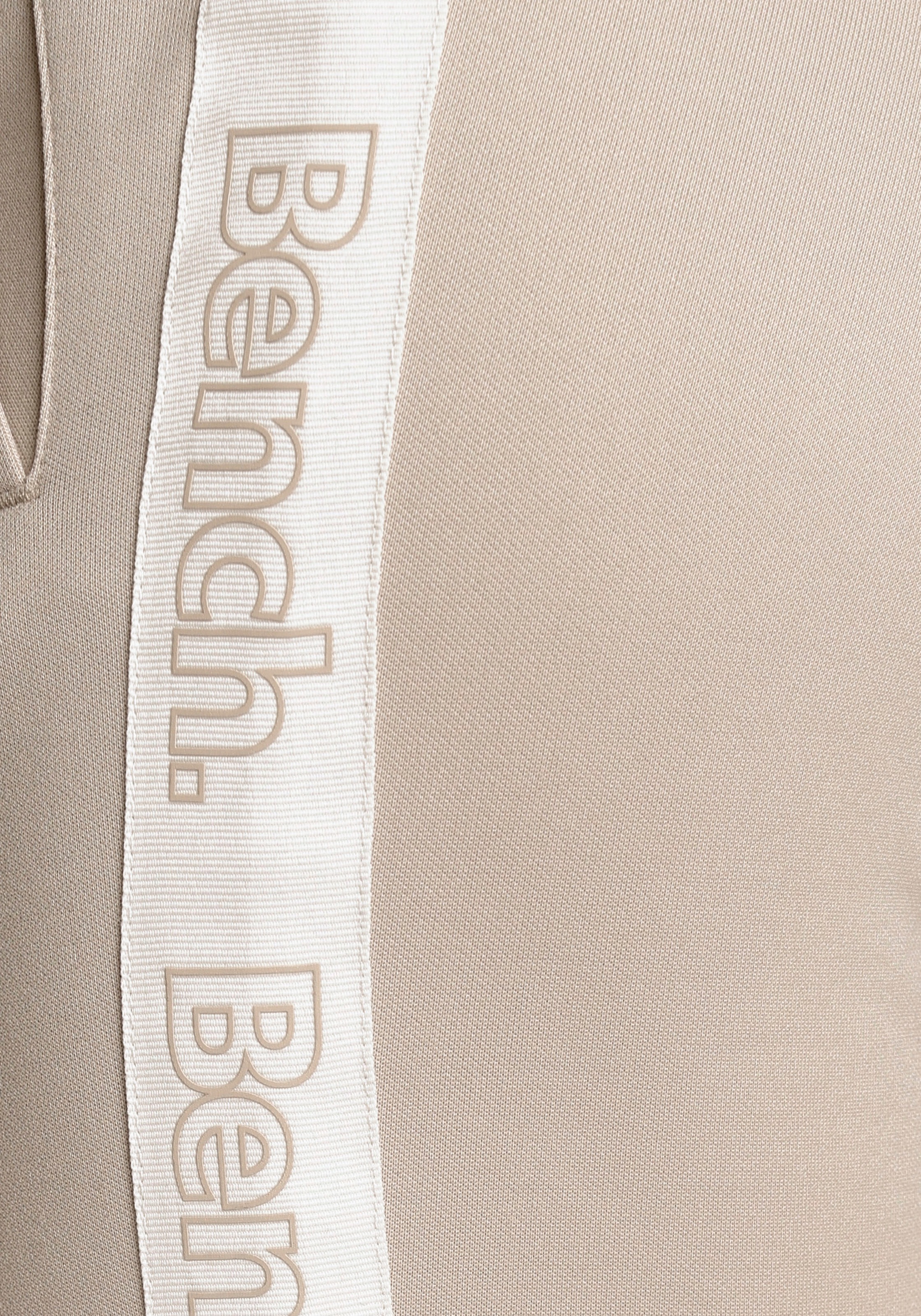 Loungeanzug Schriftzug Friday tlg.), Logo Tape, mit auf BAUR dem Bench. (1 Black Relaxhose, |