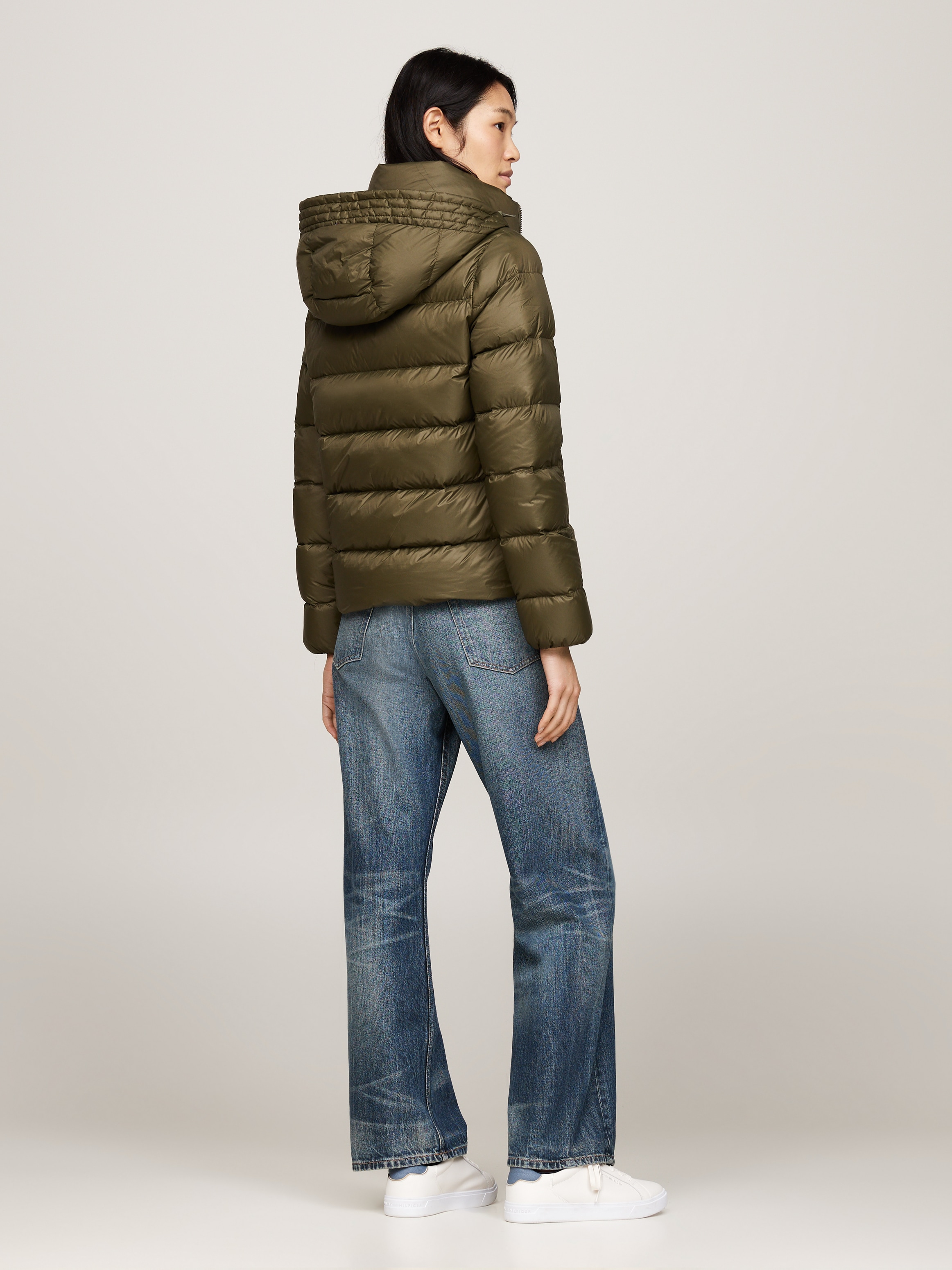 Tommy Hilfiger Steppjacke »LW DOWN CASUAL JACKET«, mit Kapuze, mit Logoprägung