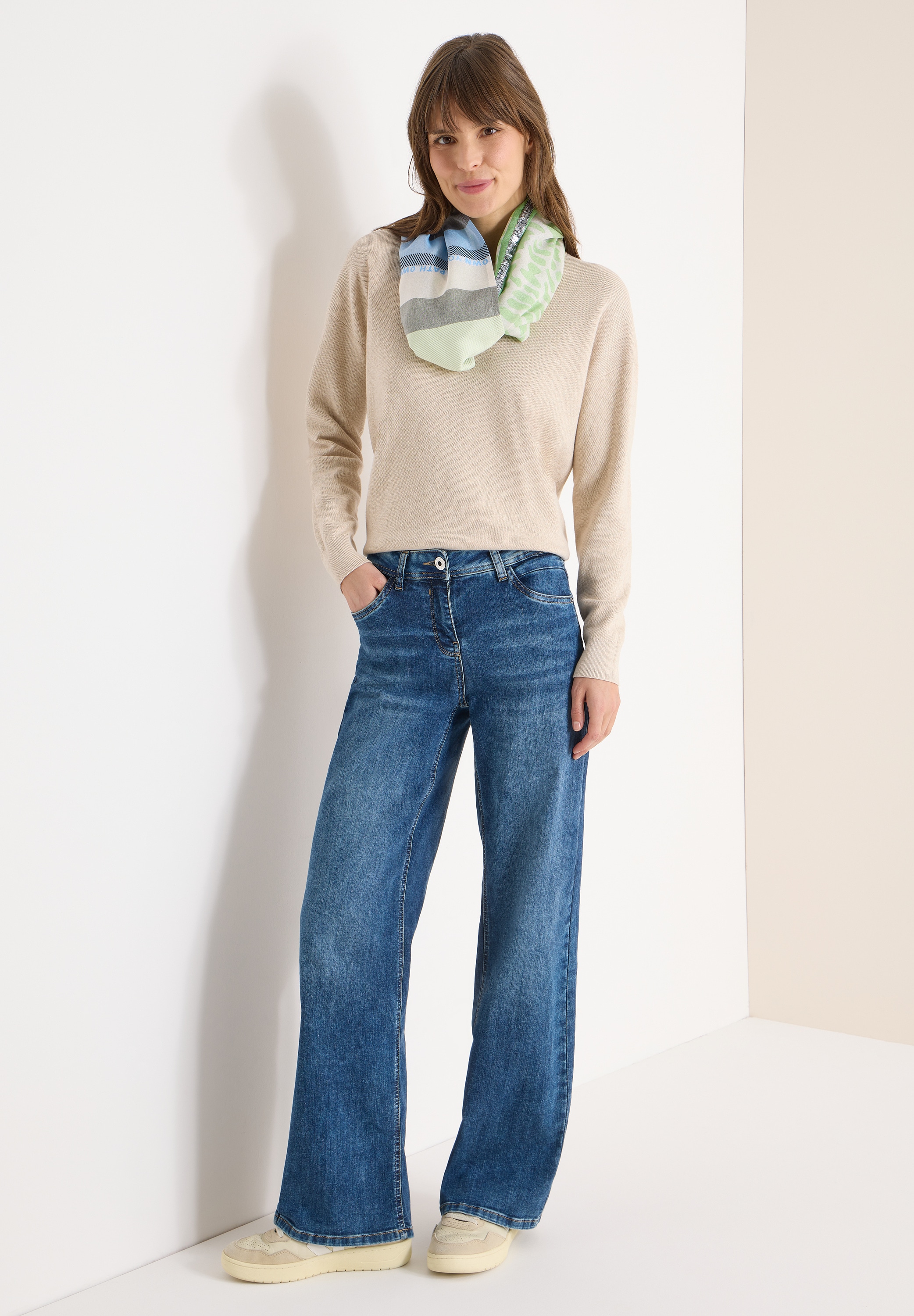 Cecil Loop mit grafischem Muster