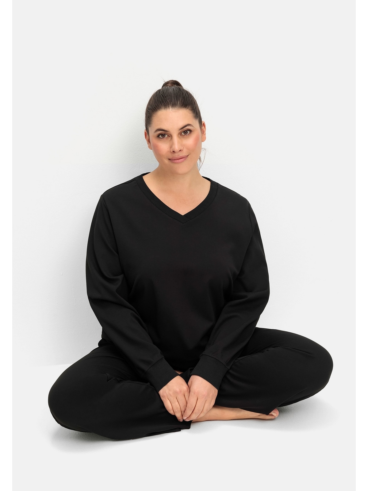 Sheego Sweatshirt »Große Größen«, in atmungsaktiver Stretch-Qualität