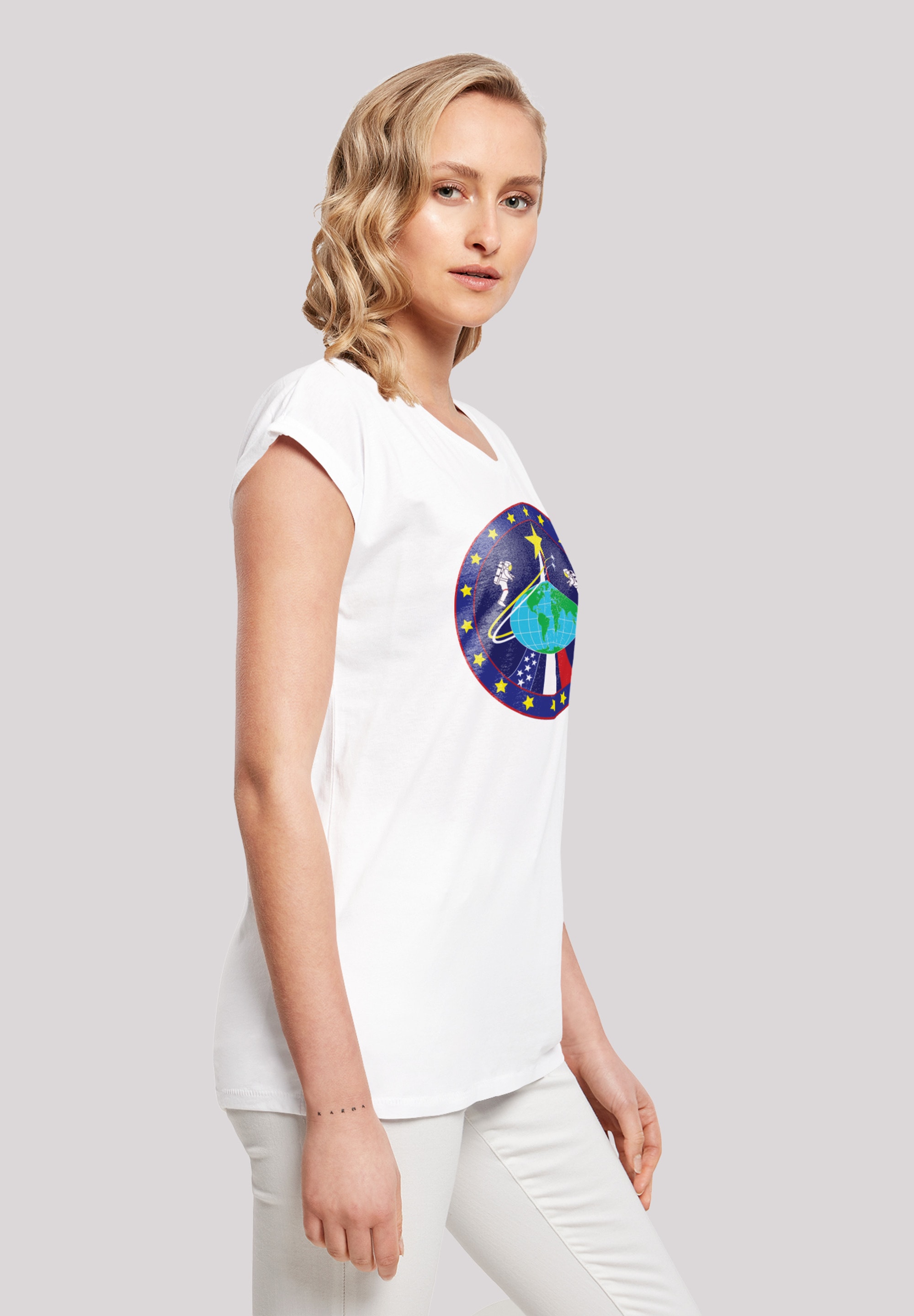 F4NT4STIC T-Shirt »NASA Classic Globe Astronauts«, Print