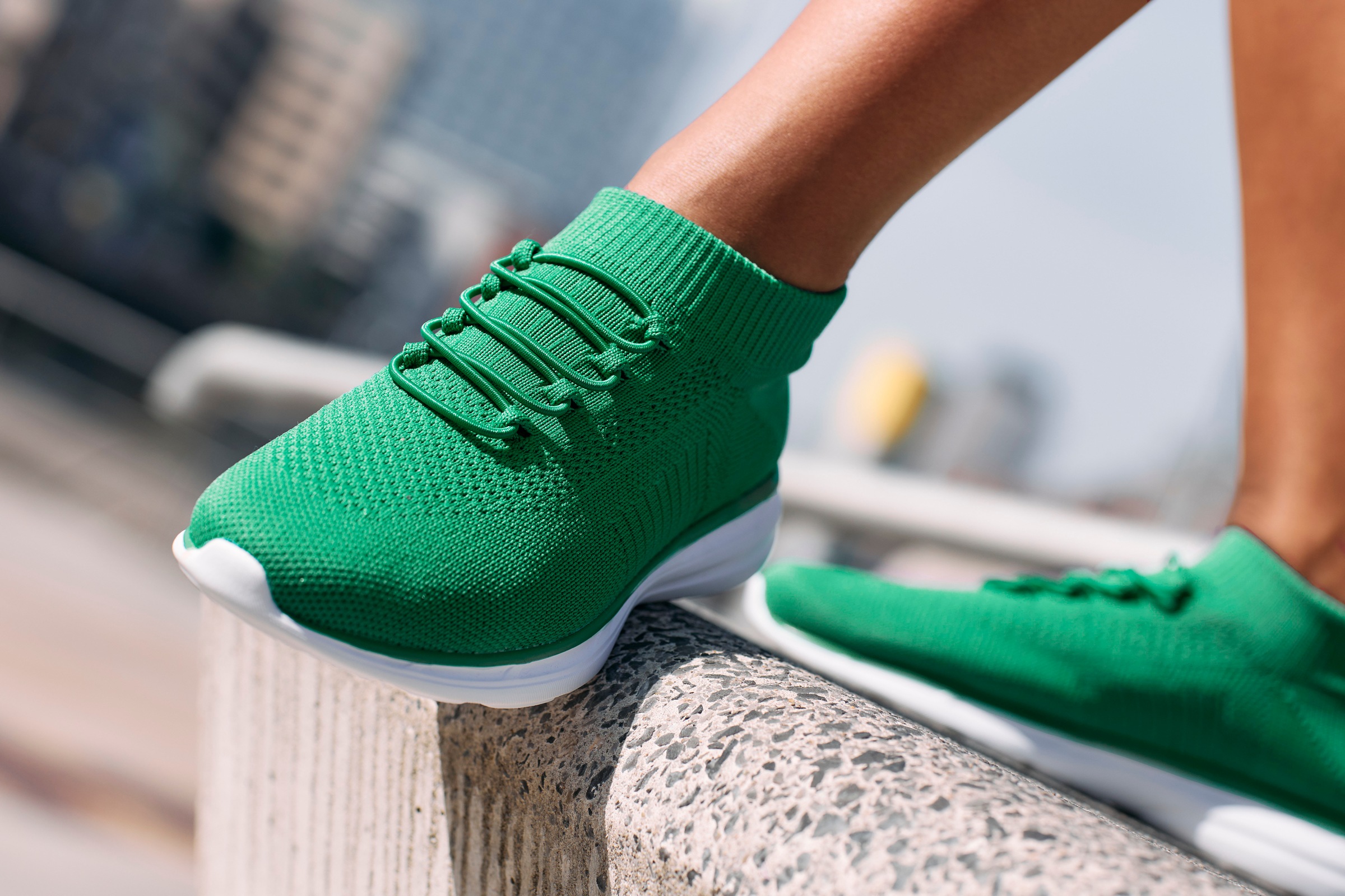 LASCANA Sneaker "Slipper, Halbschuh, ultraleicht und bequem,", zum Reinschl günstig online kaufen