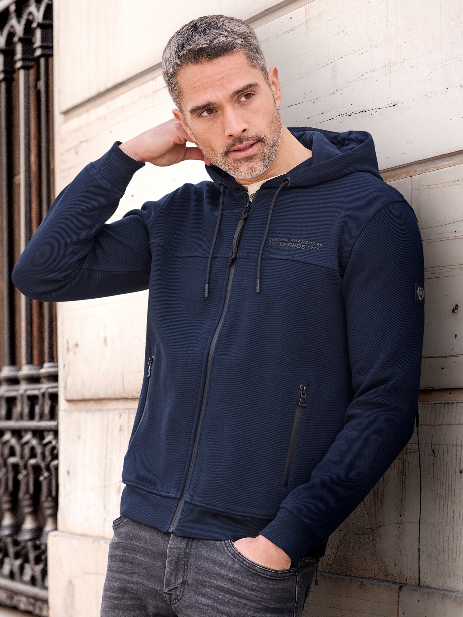 LERROS Sweatjacke "LERROS Sweatjacke mit Kapuze" günstig online kaufen