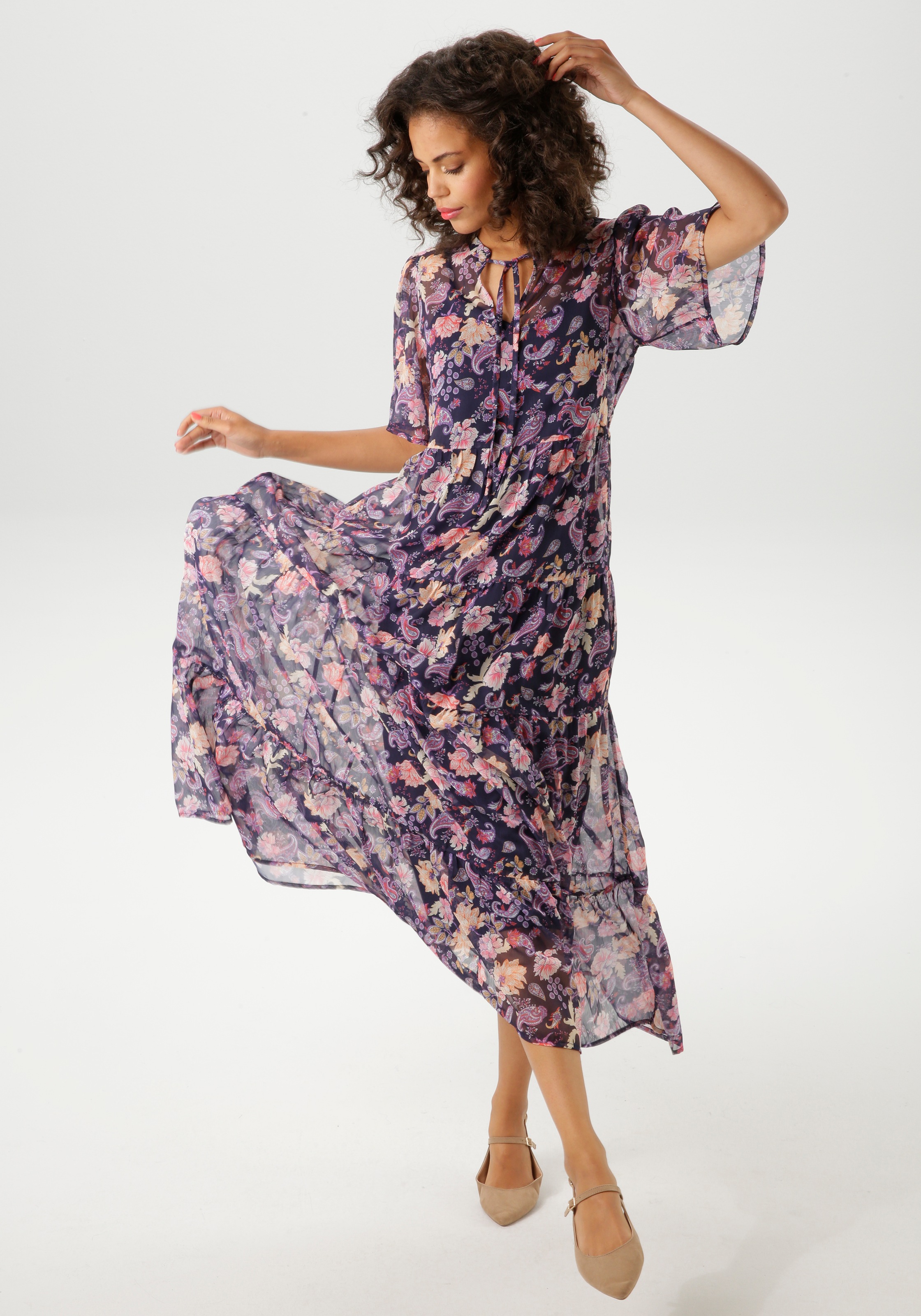 Aniston CASUAL Sommerkleid, mit fantasievollem Blumen- und Paisley-Druck günstig online kaufen