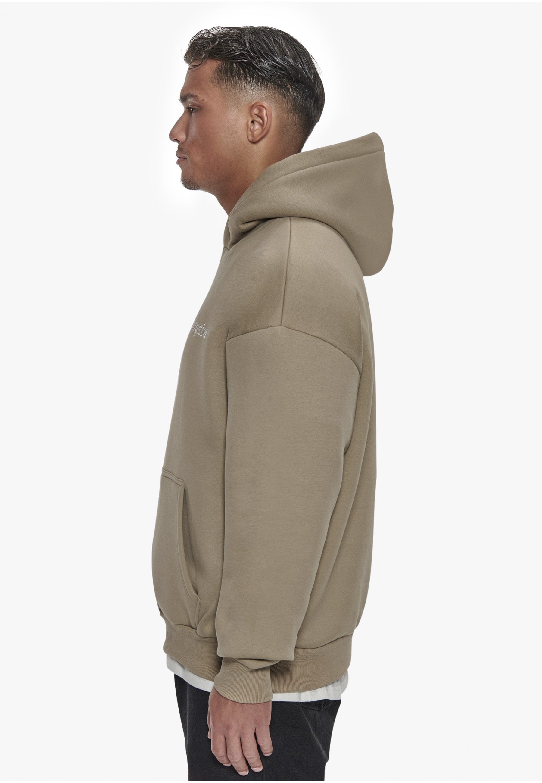 Dropsize Kapuzensweatshirt »Dropsize Herren Heavy Oversize Embo Hoodie«, 1 Stk.
