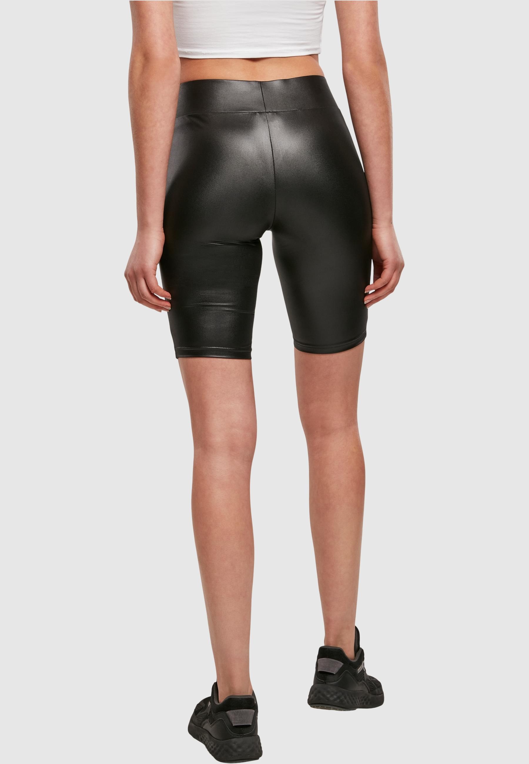 URBAN CLASSICS Stoffhose »Urban Classics Damen Ladies Synthetic Leather Cycle Shorts«, (1 tlg.)