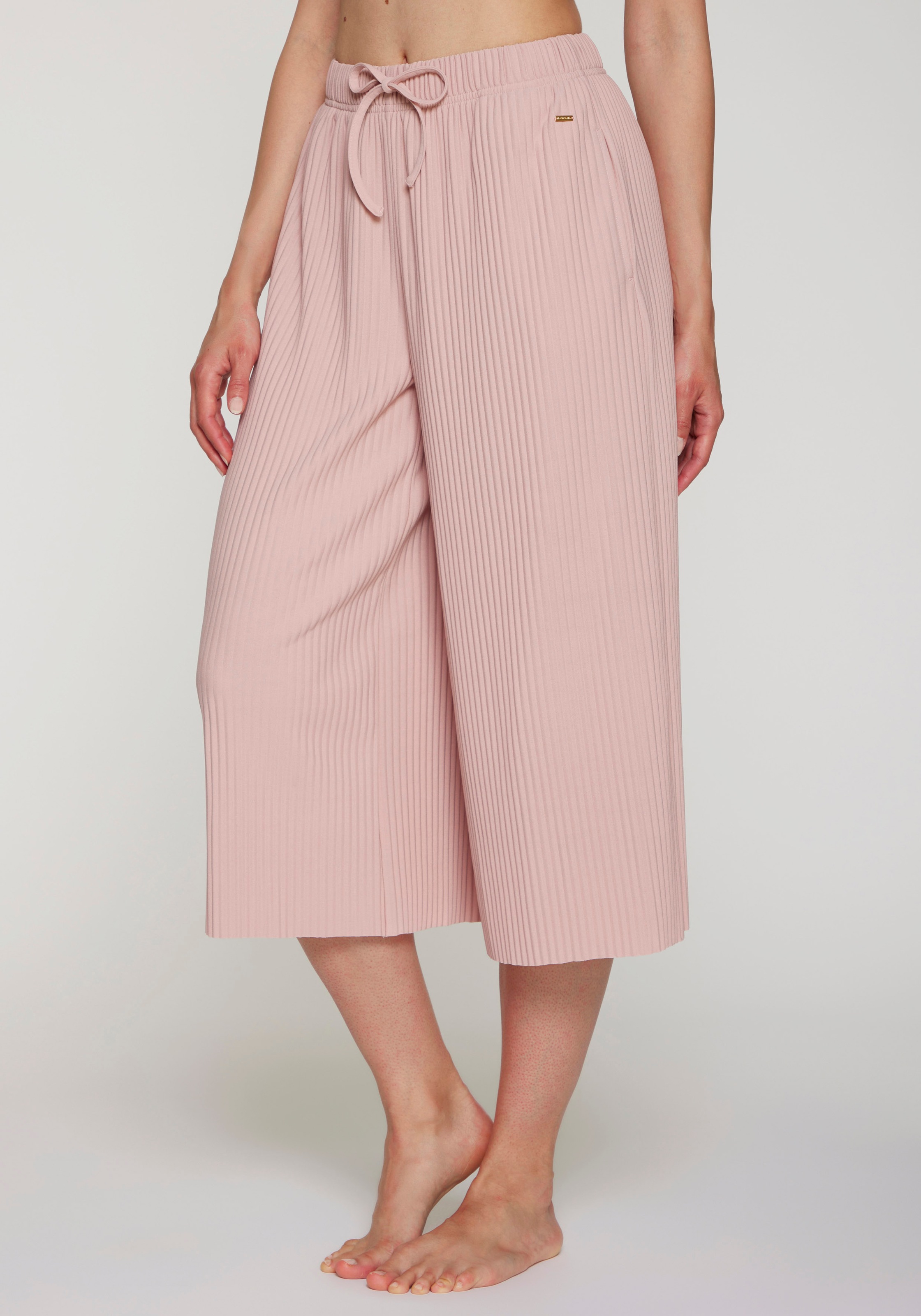 LASCANA Culotte, in weiter Form mit Plisseefalten