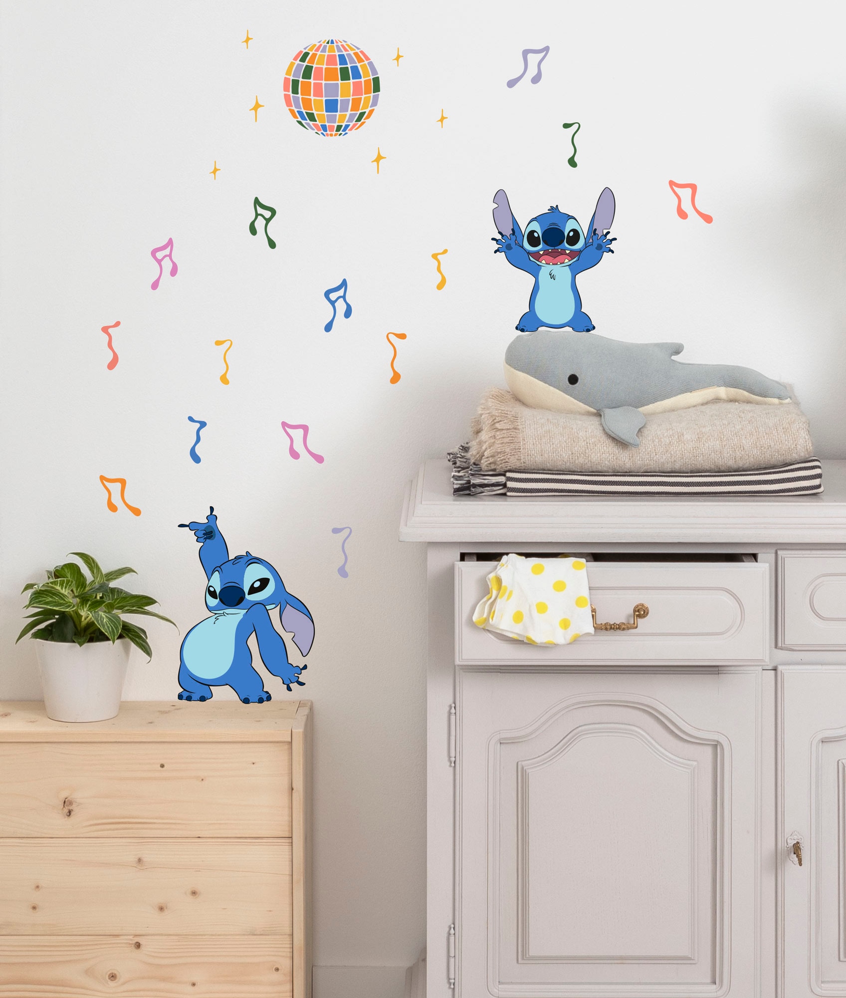 Komar Wandtattoo "Stitch Music - Größe 50 x 70 cm", (23 St.), selbstklebend, Wandsticker, Kinderzimmer