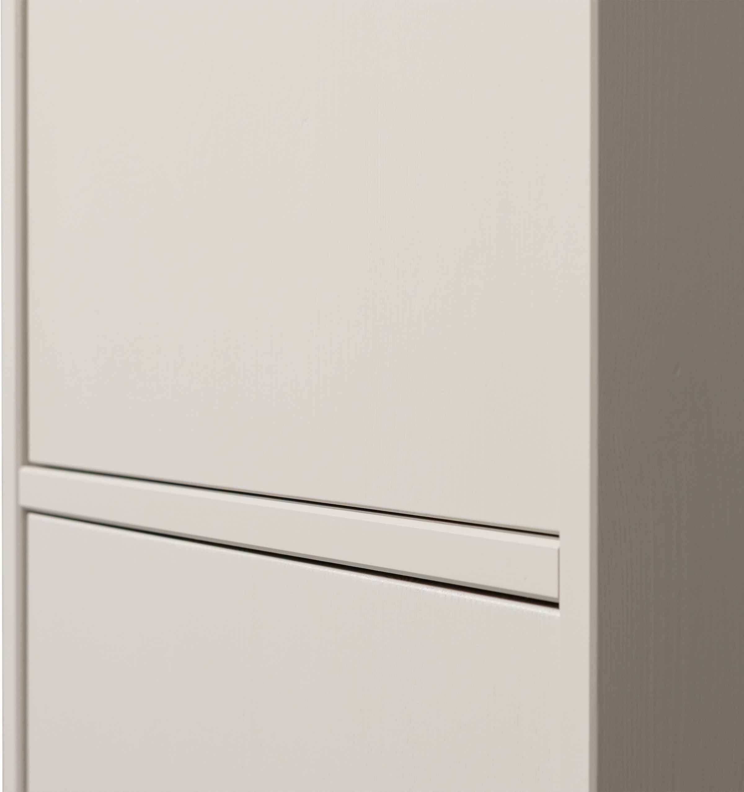 WOOOD Mehrzweckschrank »Meggy Kiefernholz Druckmechanismus, sichtbare Maserung 55x40x215 cm« Tragkraft 10 kg pro Boden, Tür beidseitig montierbar
