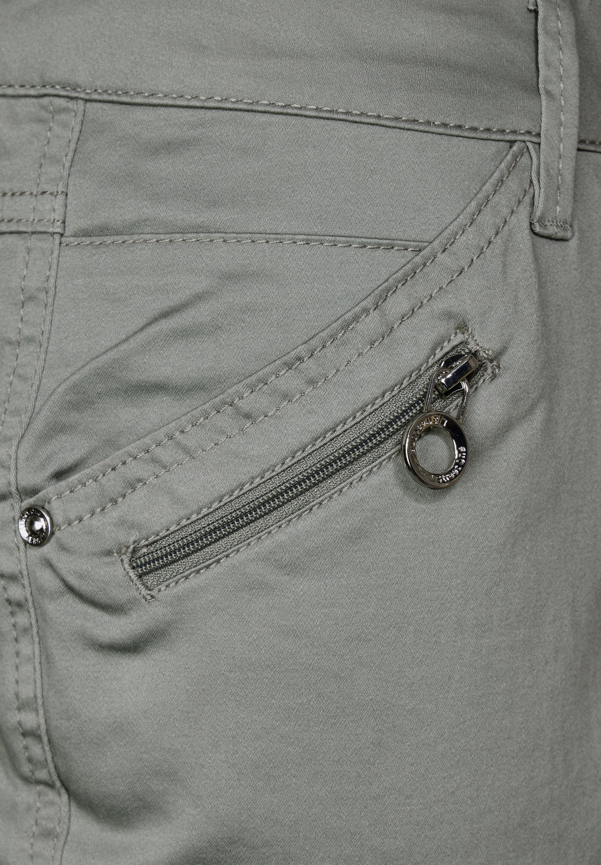STREET ONE Röhrenhose, Middle Waist