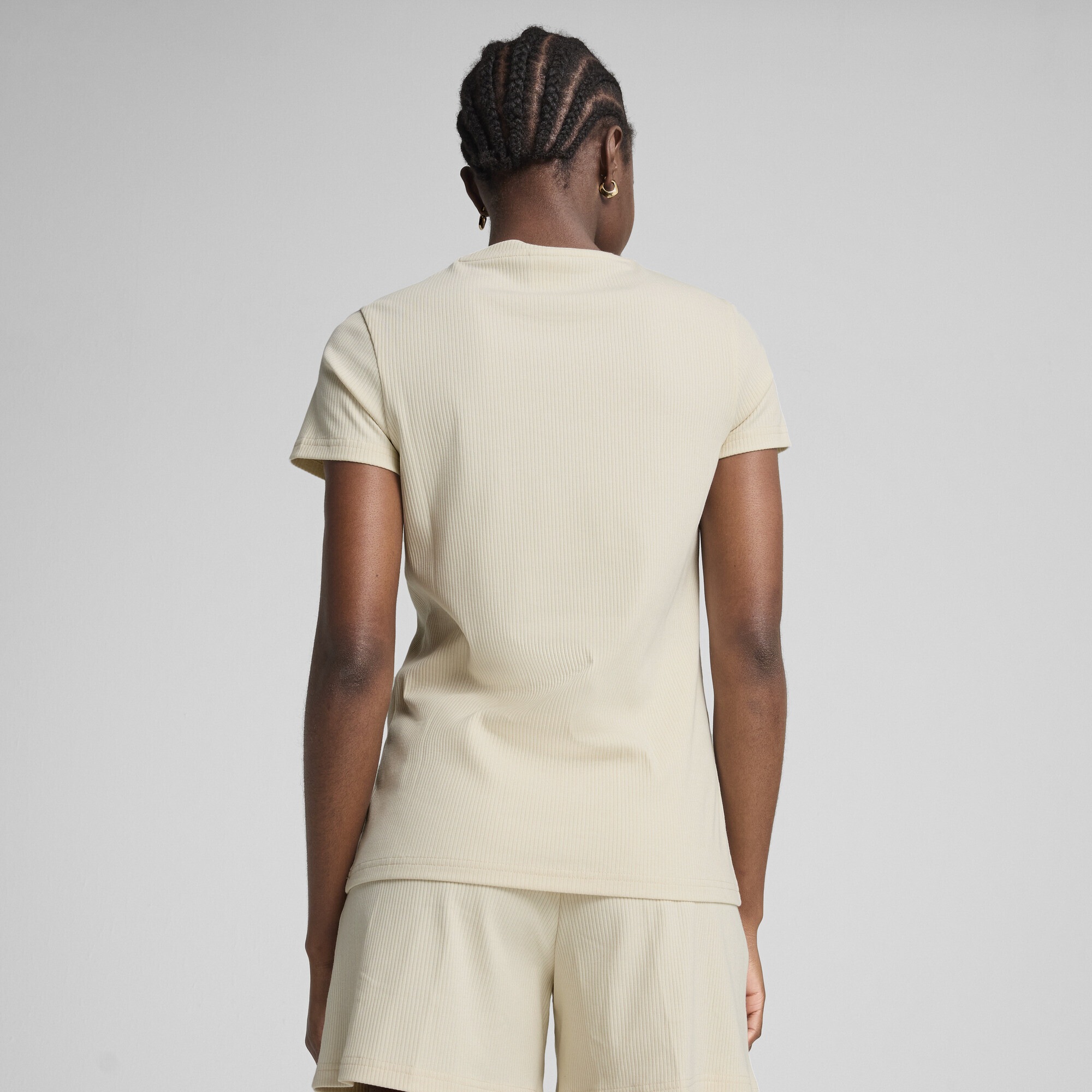 PUMA T-Shirt »ESS ELEVATED Geripptes T-Shirt Damen«