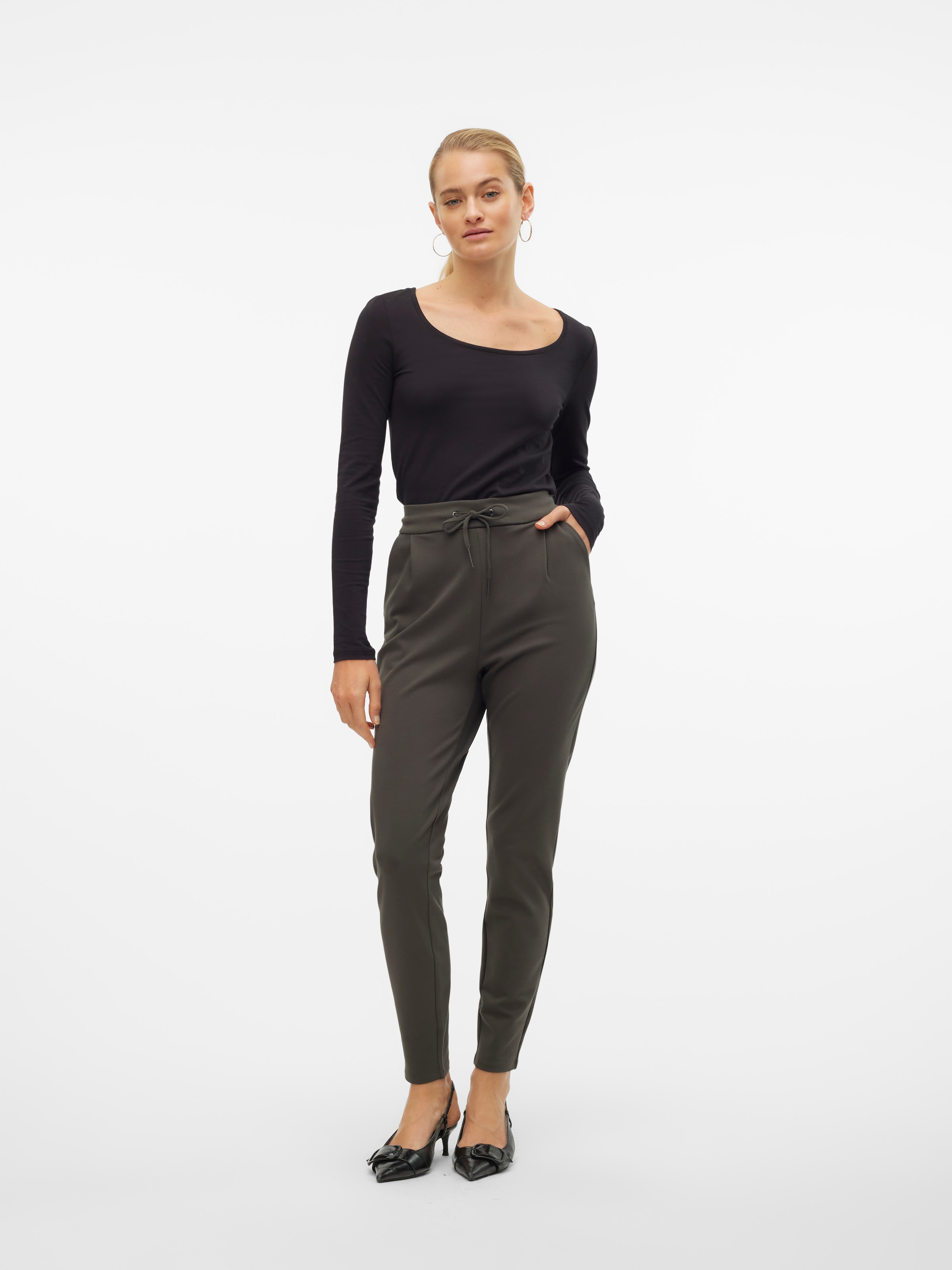Vero Moda Jogger Pants »VMEVA MR LOOSE STRING PANT GA NOOS«  hinten mit elastischem Bündchen
