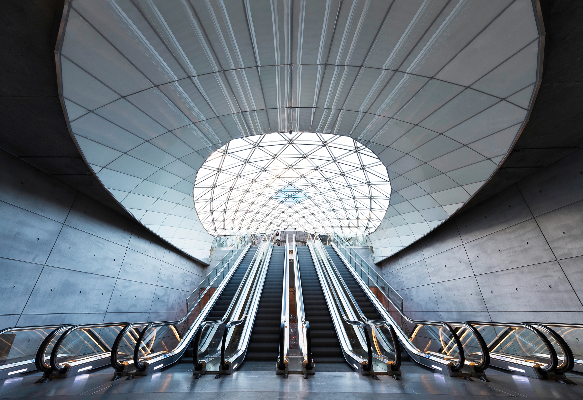 Papermoon Fototapete "Photo-Art CHRISTIAN LINDSTEN, MALMAP-STATION"