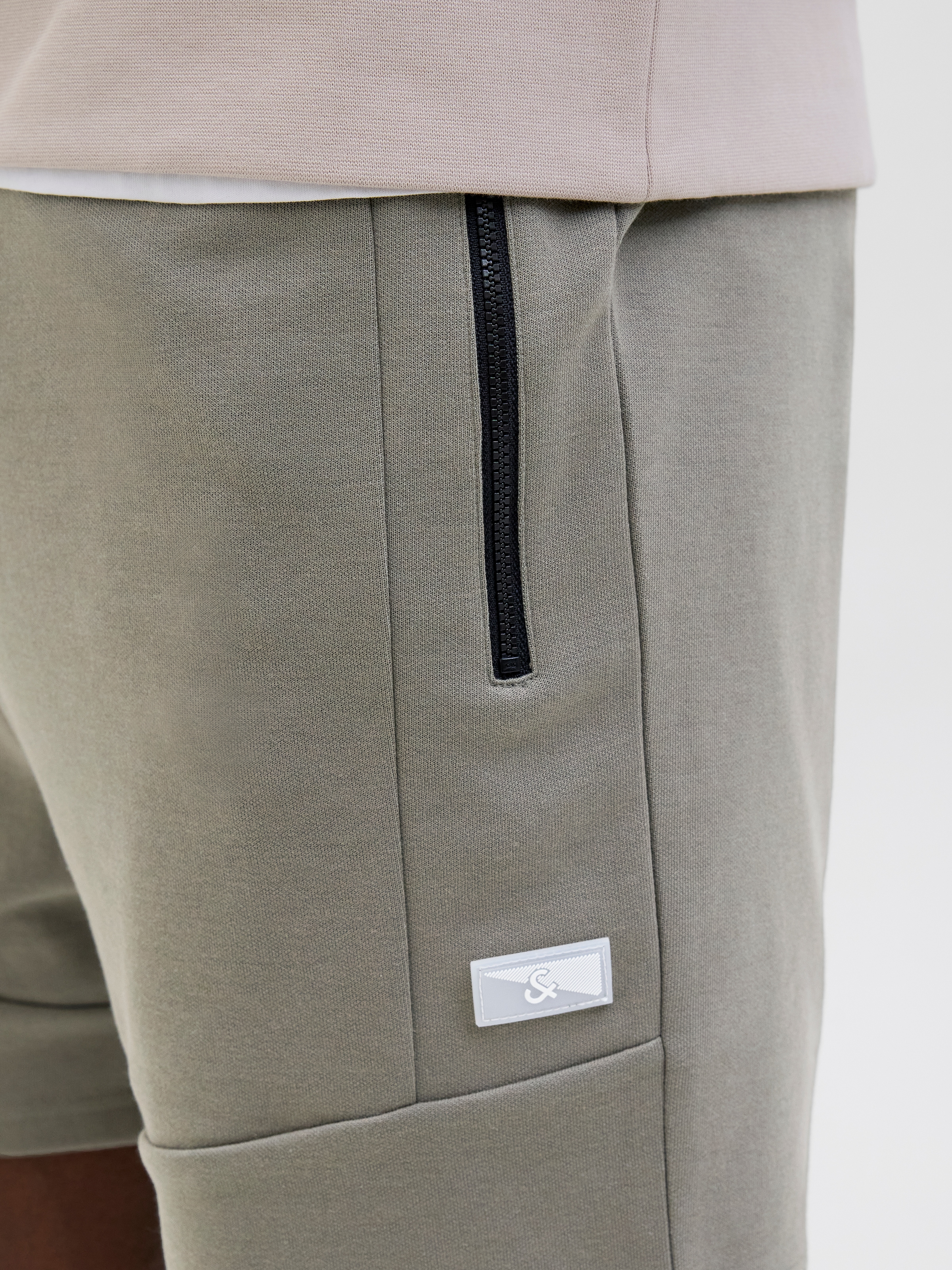 Jack & Jones Sweatshorts »JPSTAIR SWEAT SHORTS BEX SN«, mit Kordel