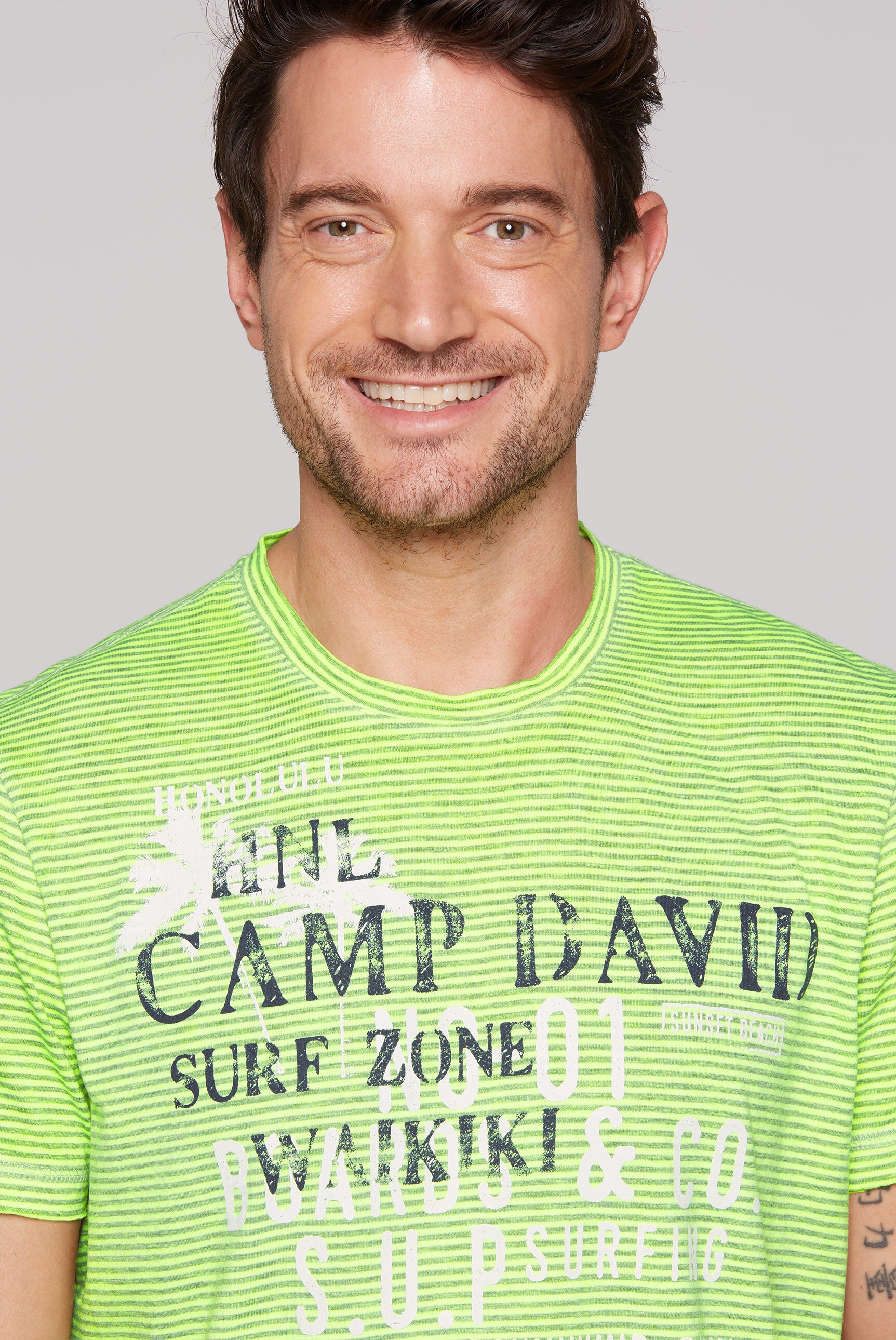 CAMP DAVID Rundhalsshirt, mit Ausbrenner-Effekten