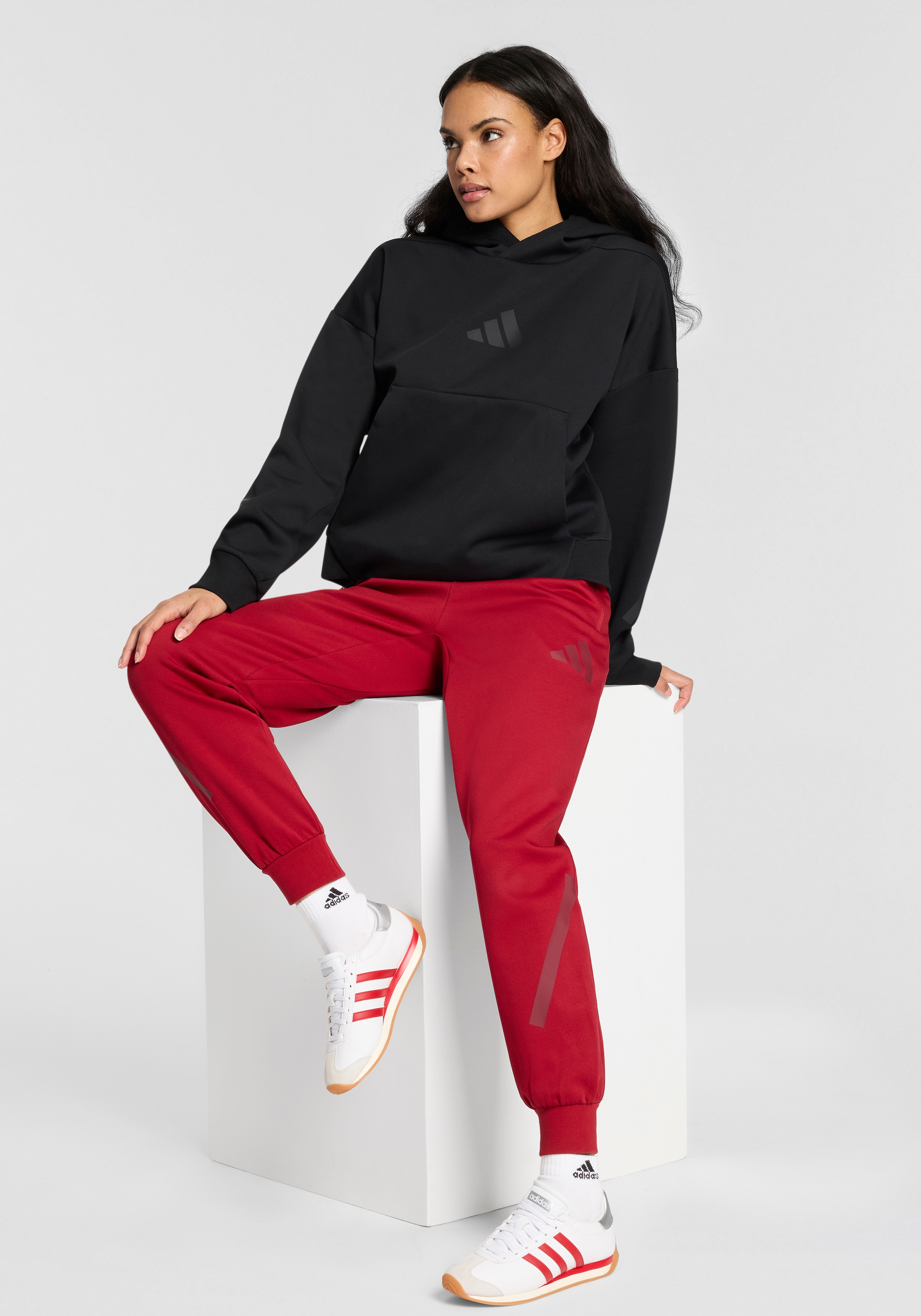 adidas Sportswear Kapuzensweatshirt »W Z.N.E. OH HD«
