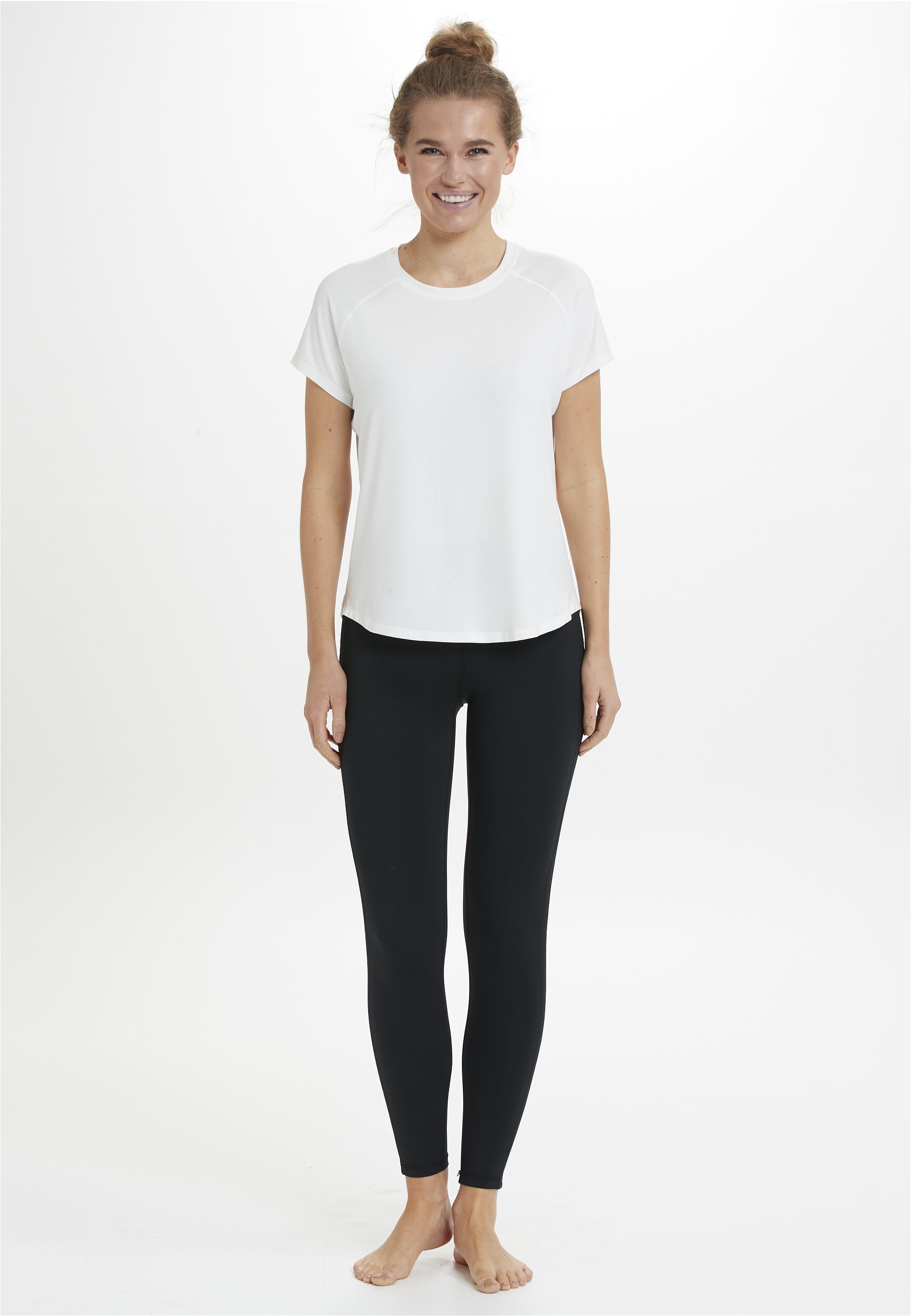 ATHLECIA Funktionsshirt »Gaina«, (1 tlg.), mit atmungsaktiven Fasern