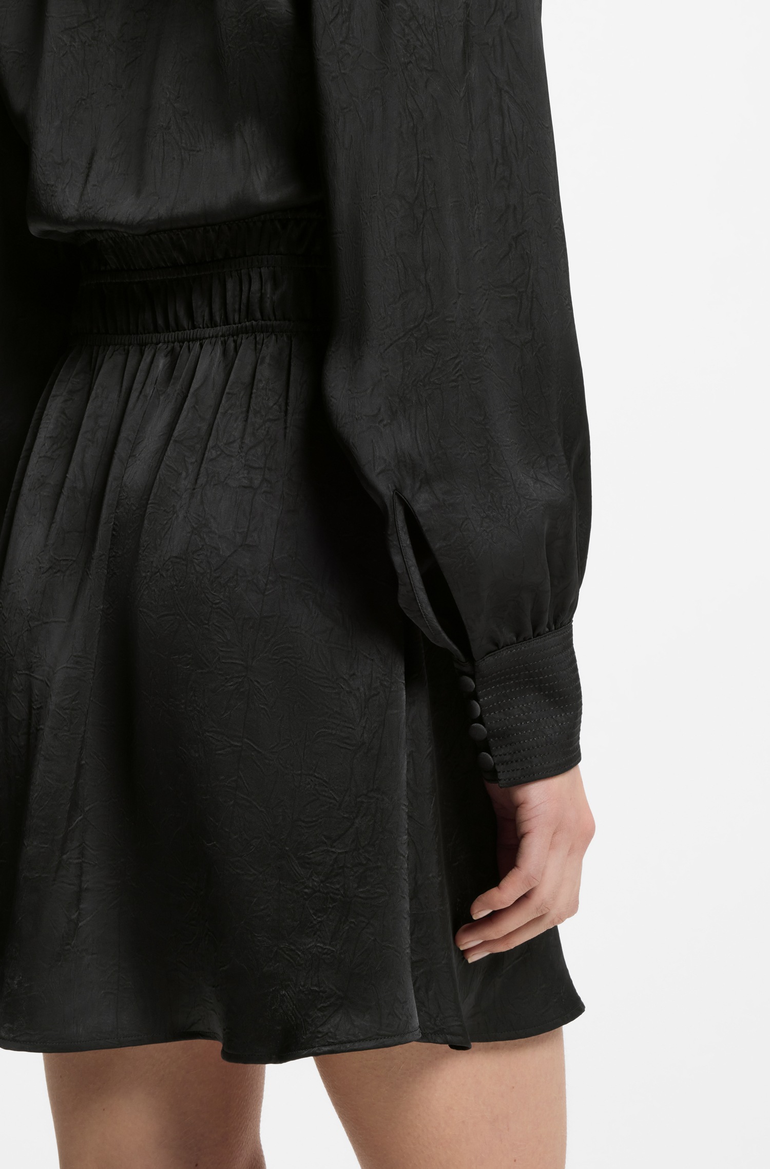 BOSS ORANGE Satinkleid »Deply Premium Damenmode« in Crinkle-Optik, Midi-Länge