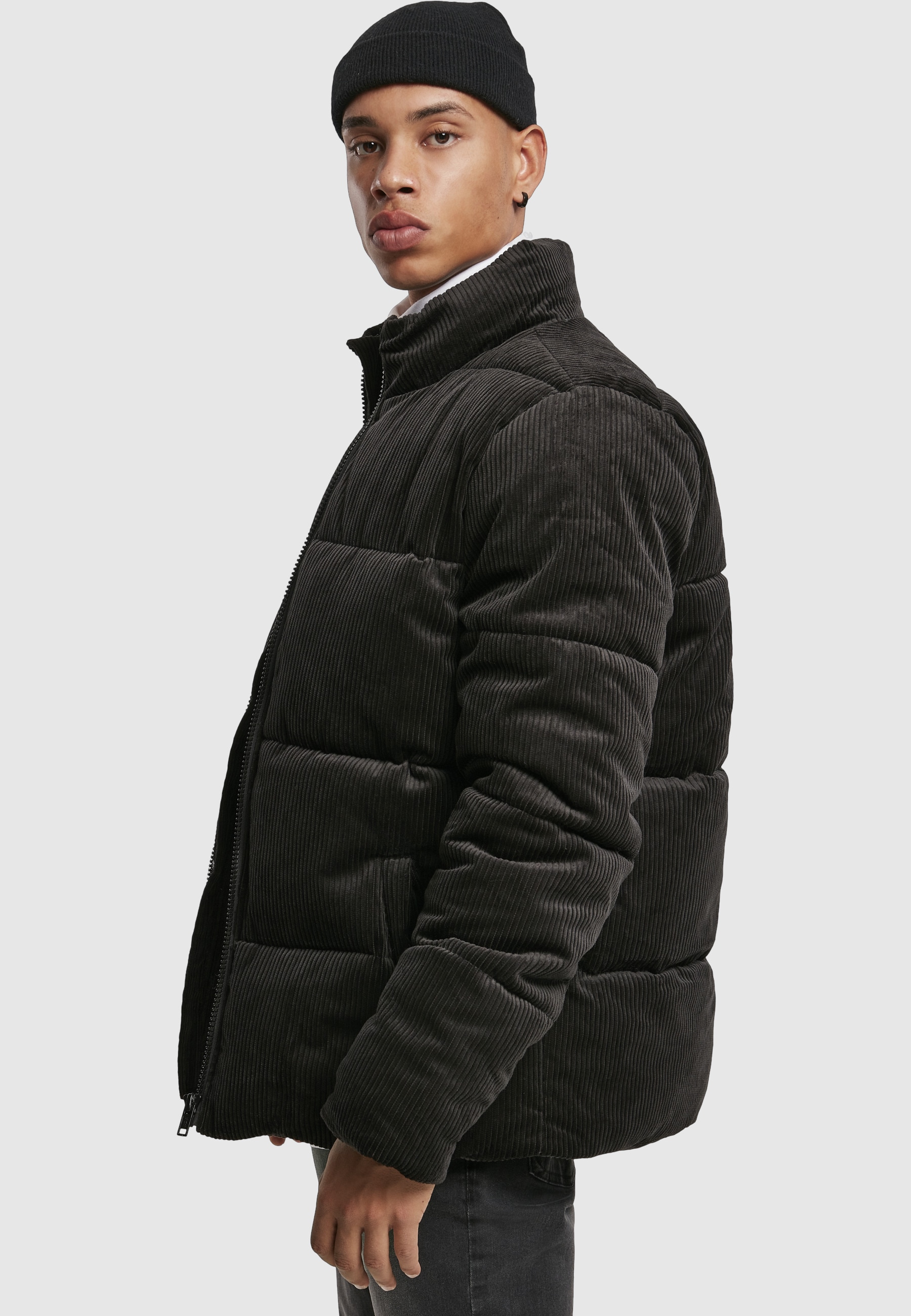 URBAN CLASSICS Winterjacke »Urban Classics Herren Boxy Corduroy Puffer Jacket« 1 Stk. tlg. ohne Kapuze