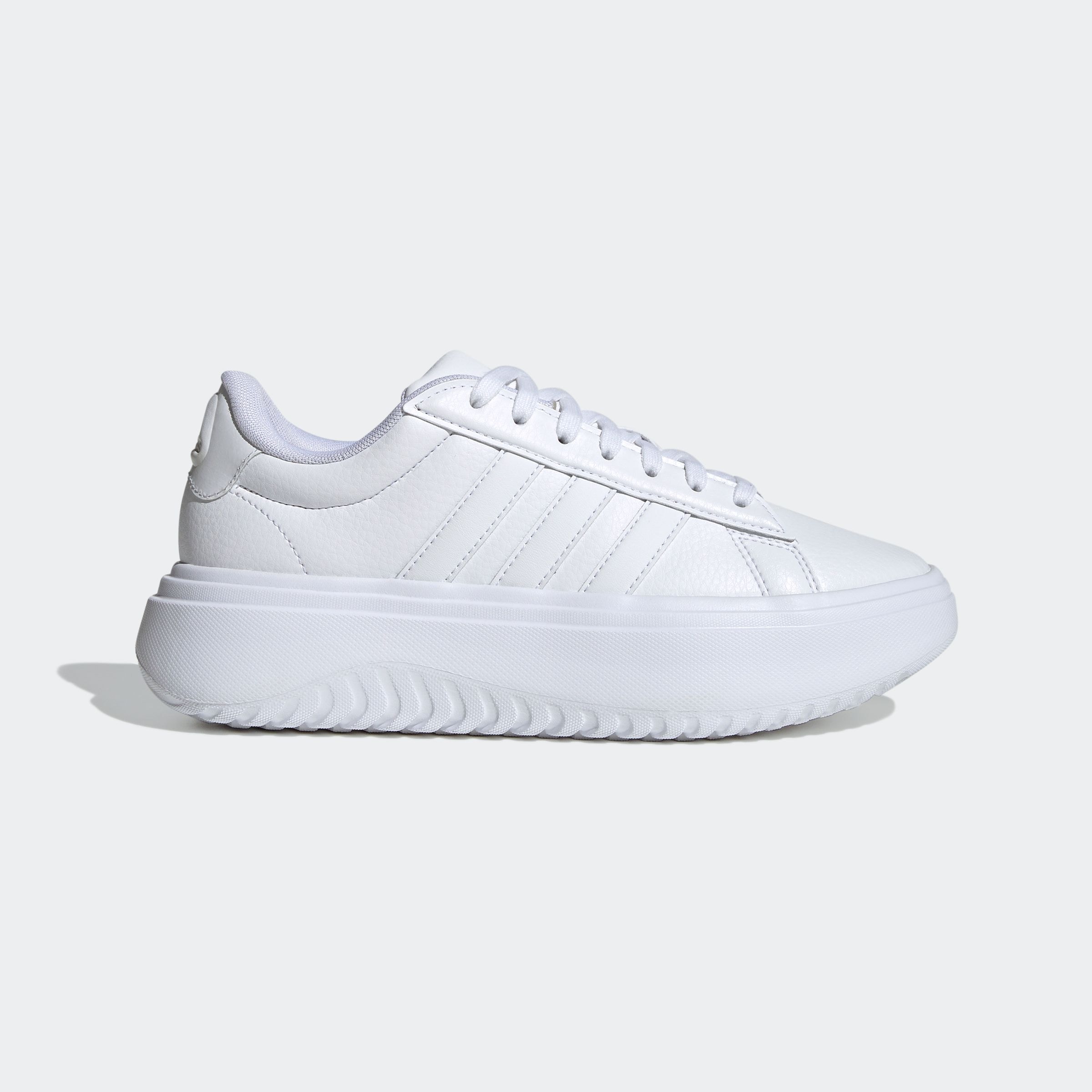 adidas Sportswear Sneaker »GRAND COURT PLATFORM«, Design auf den Spuren des adidas Superstar