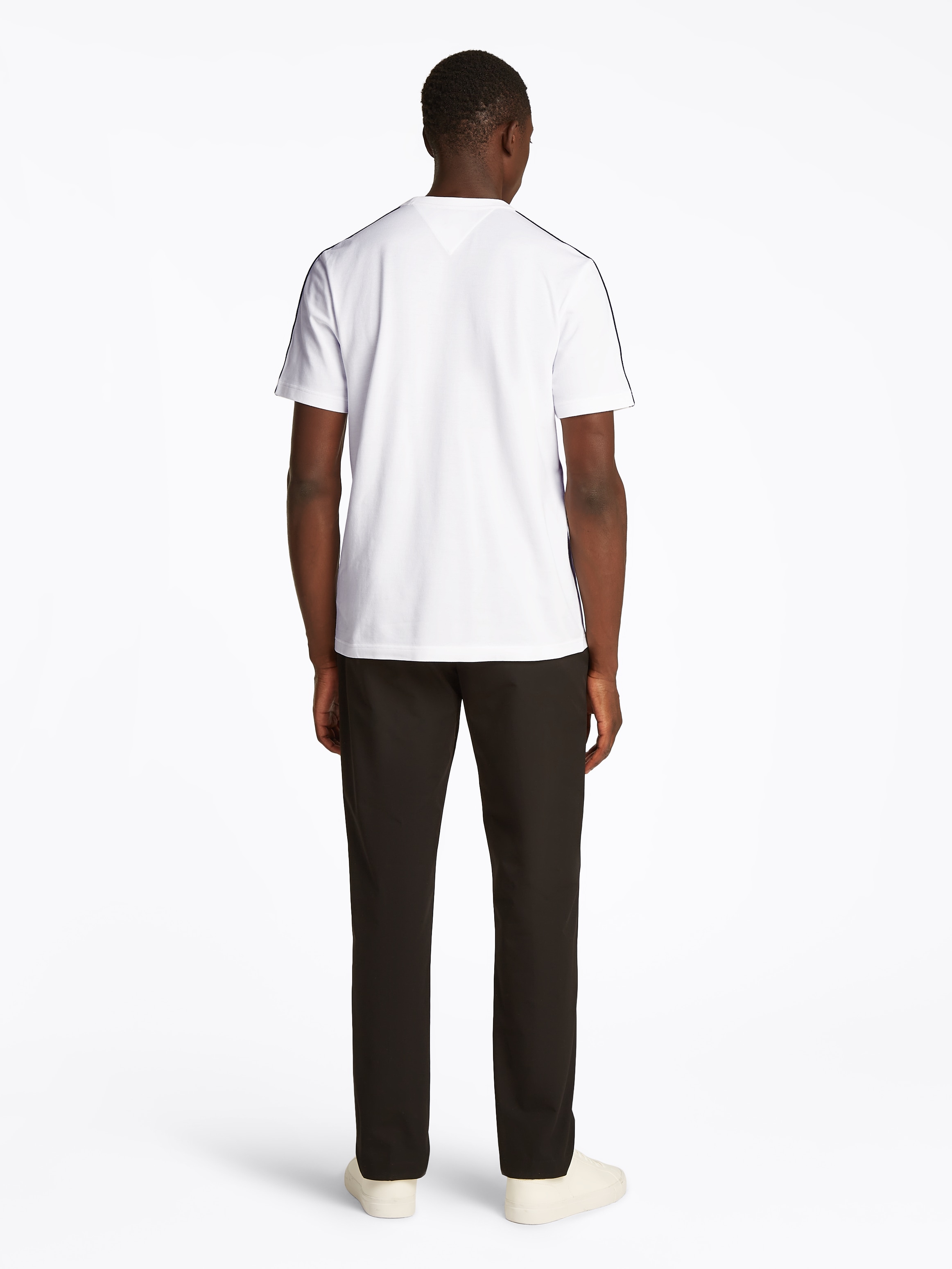 Tommy Hilfiger Kurzarmshirt »GLOBAL STRIPE TAPE TEE«, Mit Rundhalsausschnitt