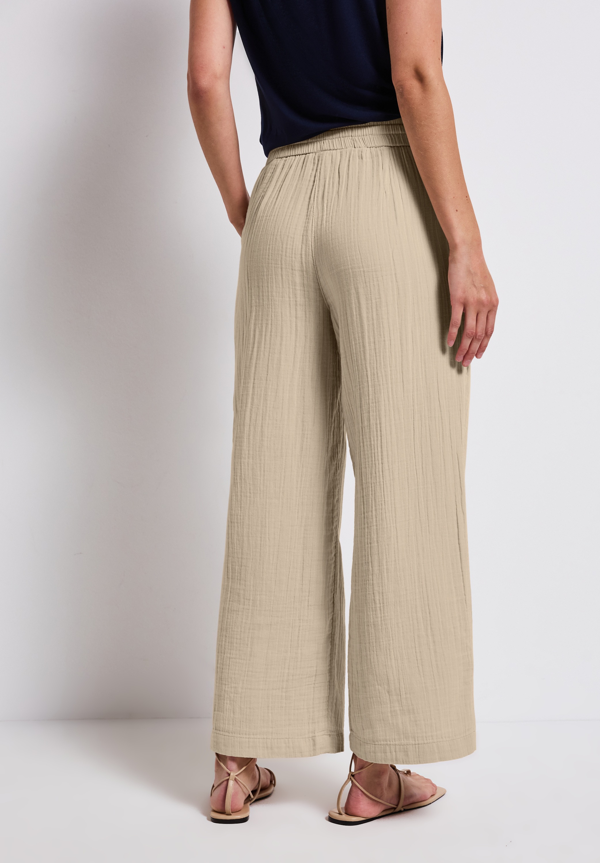 STREET ONE Stoffhose, mit elastischem Bund und Tunnelzug, im Musselin-Look günstig online kaufen