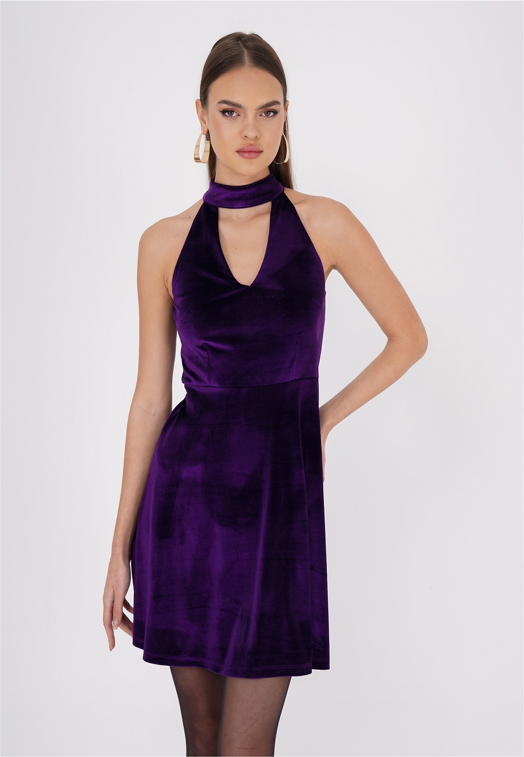 freshlions Jerseykleid "Lolie", mit raffiniertem Neckholder-Design günstig online kaufen