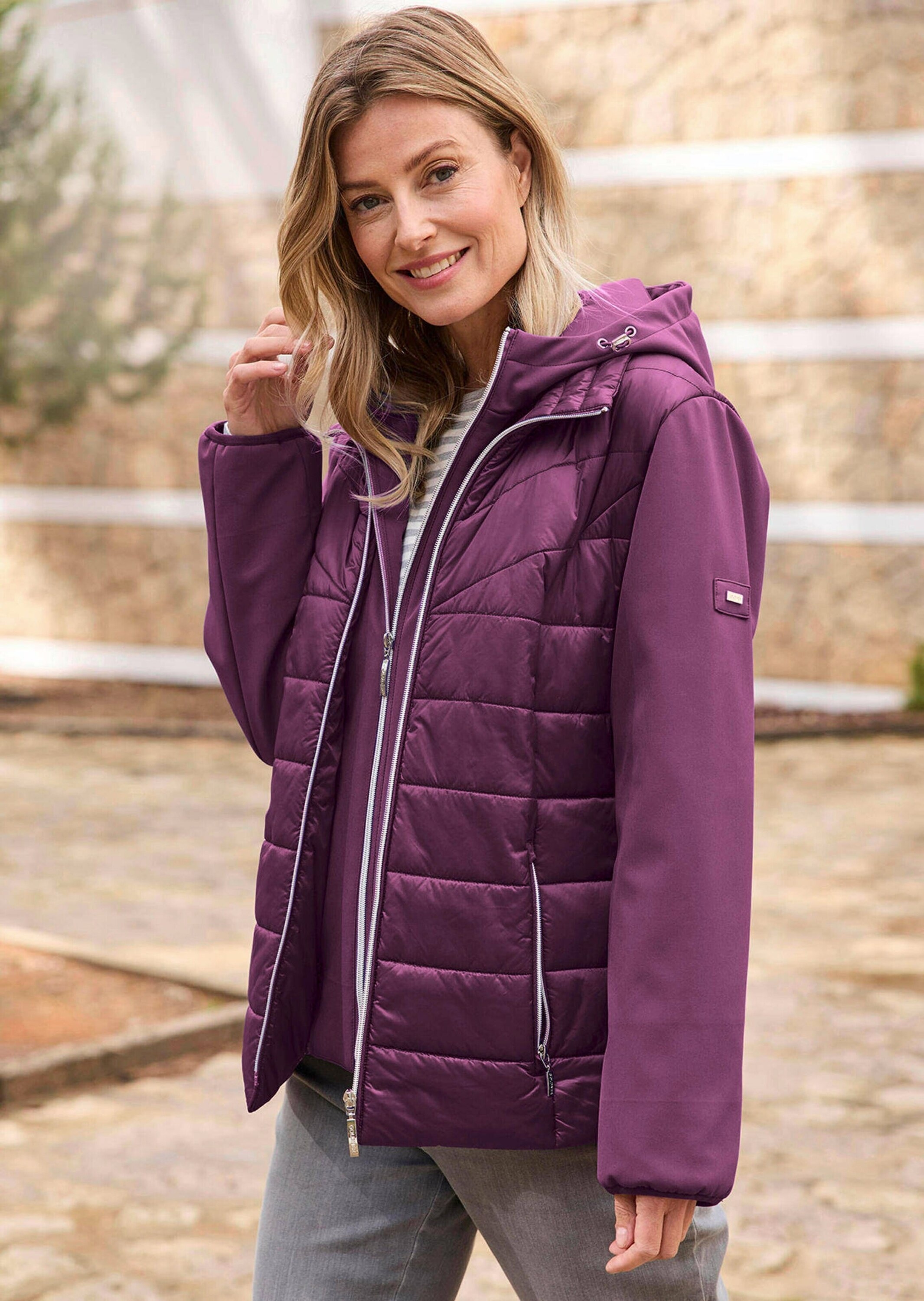 GOLDNER Kurzjacke »Kurzgröße Steppjacke mit Ärmeln aus Softshell«