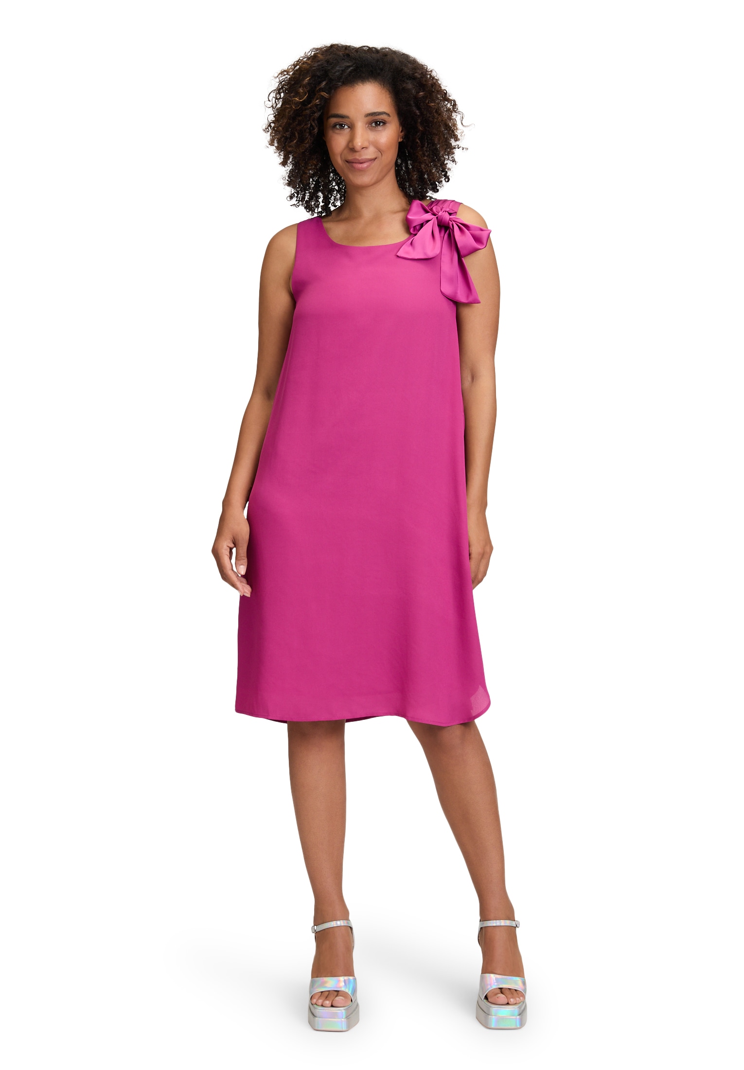 Cartoon Chiffonkleid »Cartoon Chiffonkleid mit Schleifenknoten«