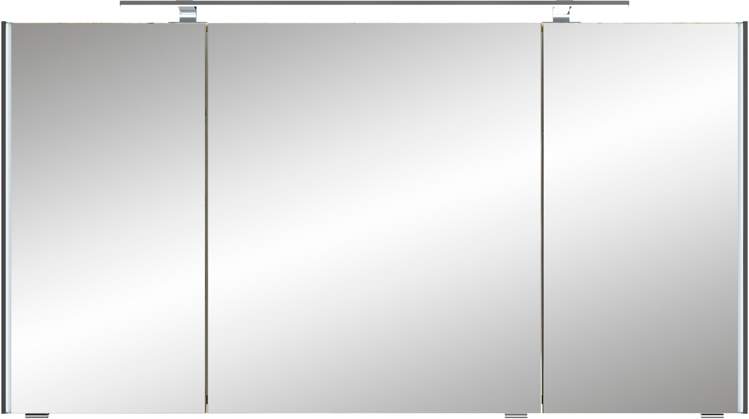 Saphir Spiegelschrank »Serie 7045 Badezimmer-Spiegelschrank inkl. LED-Beleuchtung, 3 Türen«, Badschrank 133,2 cm breit, inkl. LEDplus Schalter und Türdämpfer