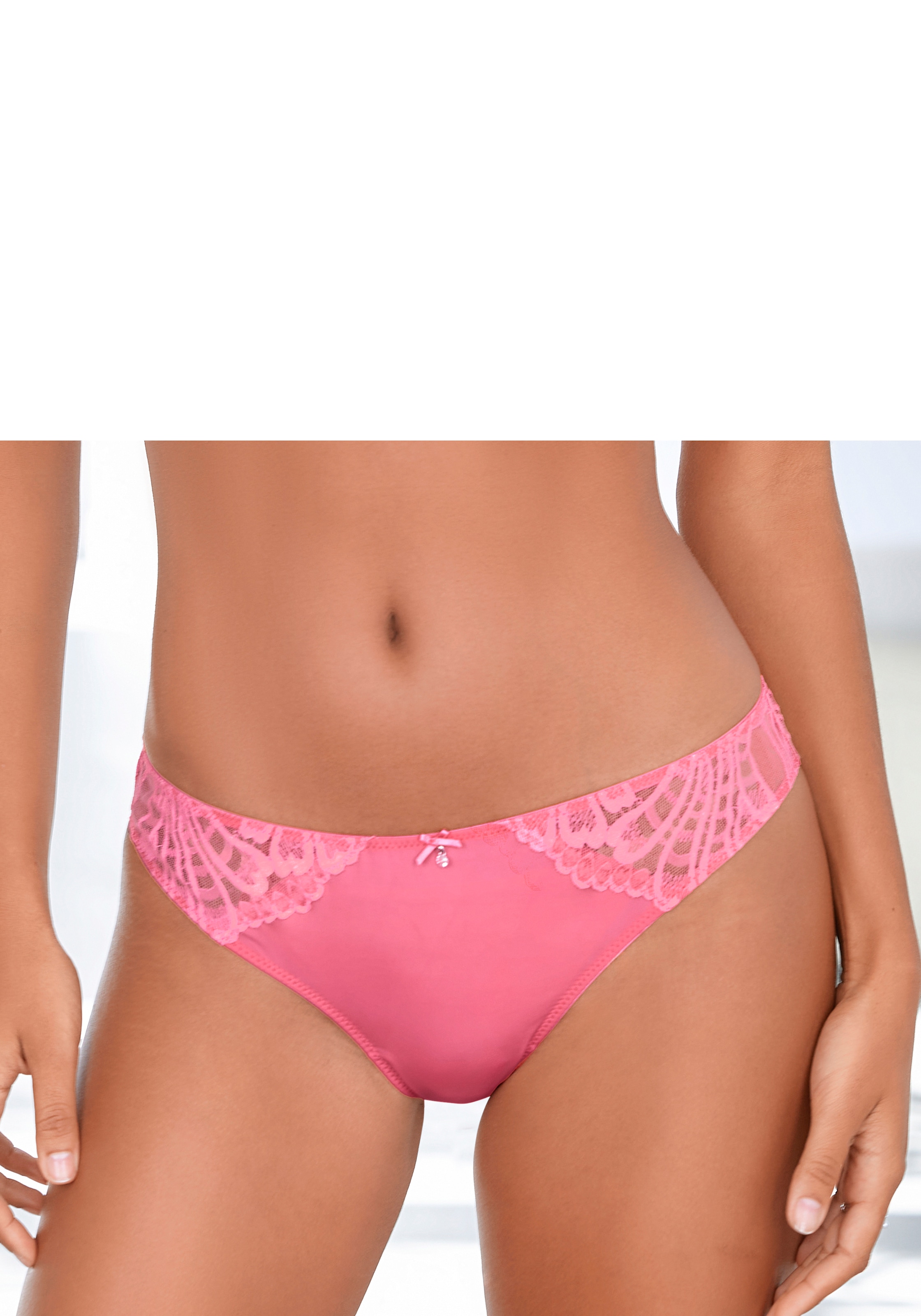 LASCANA Tanga "Flora" hinten aus leicht transparenter Spitze günstig online kaufen