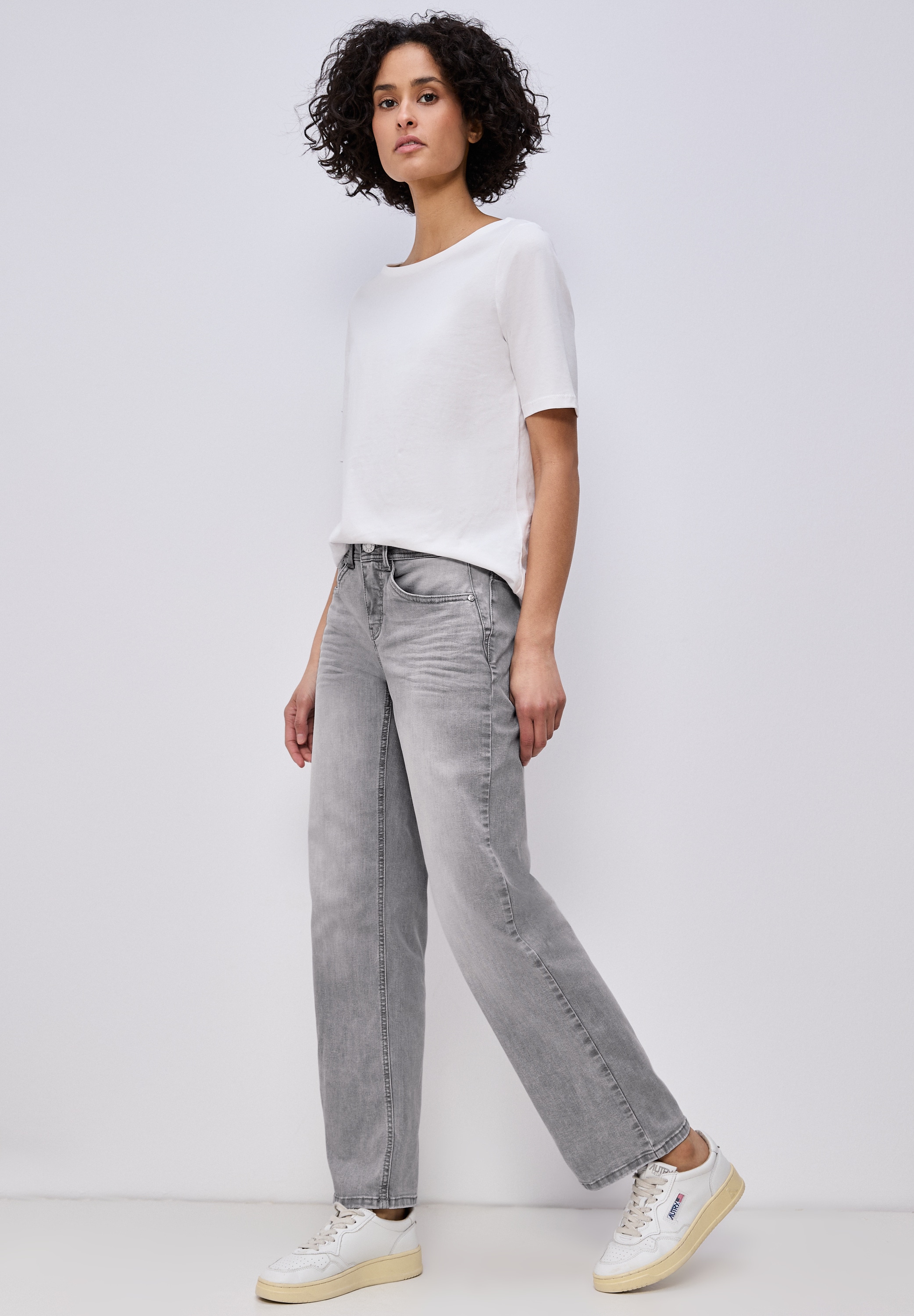 STREET ONE Comfort-fit-Jeans Middle Waist