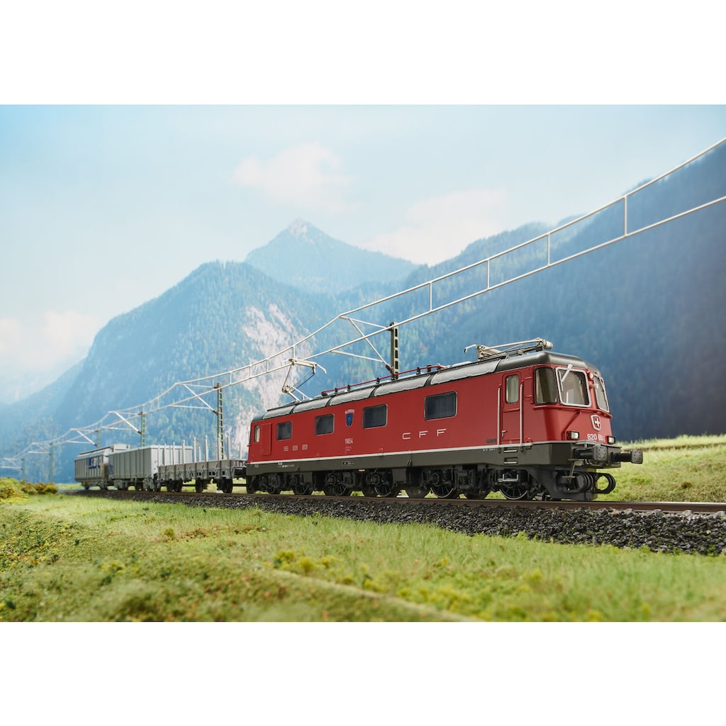 Märklin Modelleisenbahn-Set »Digital-Startpackung "Schweizer Güterzug mit Re 620" - 29488«