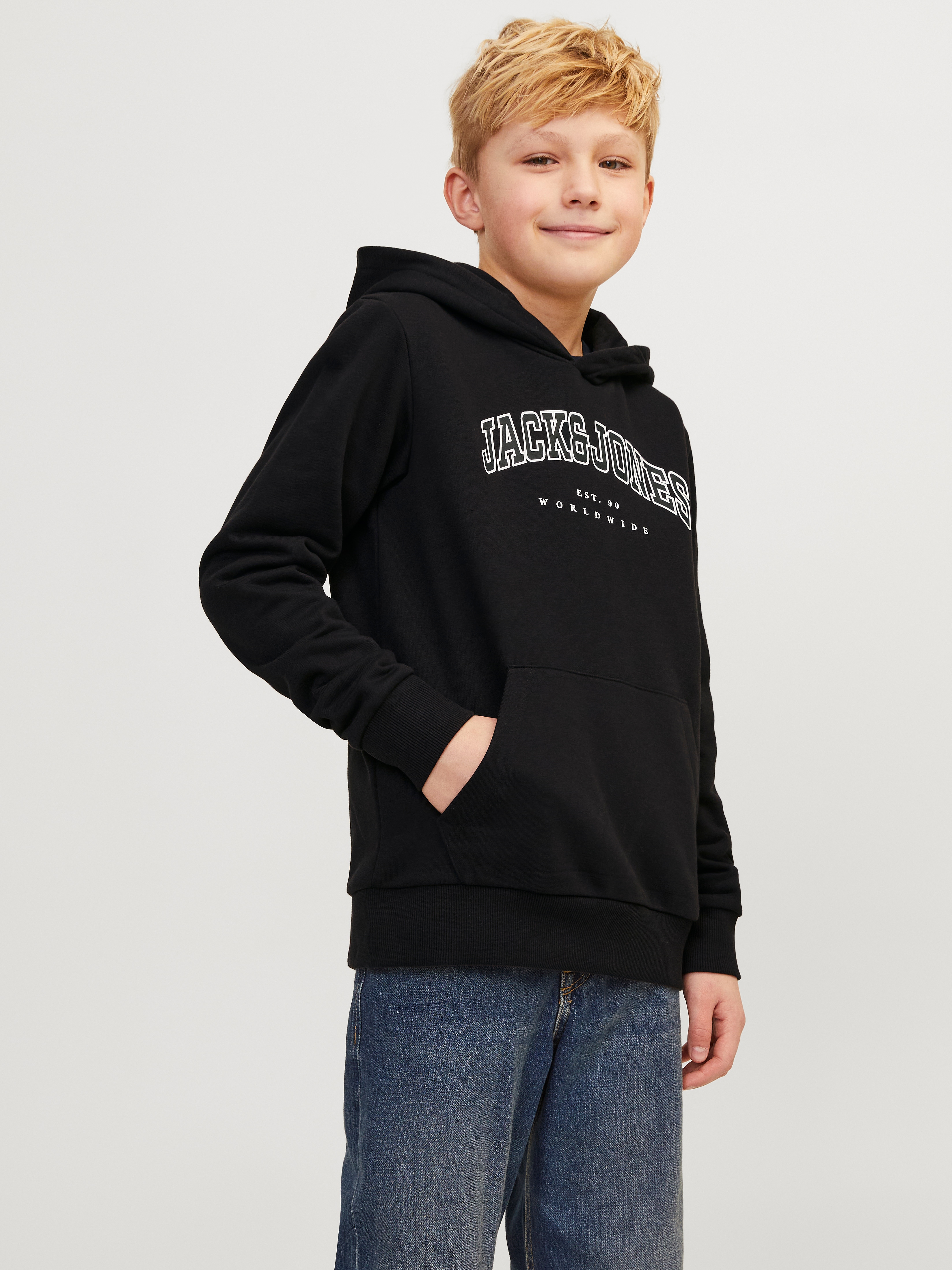 Jungen Kapuzensweatshirt "JJECALEB VARSITY SWEAT HOOD NOOS JNR", schwarz, Gr. 176, JACK & JONES JUNIOR, bedruckt, angeraute Sweatware, Obermaterial: