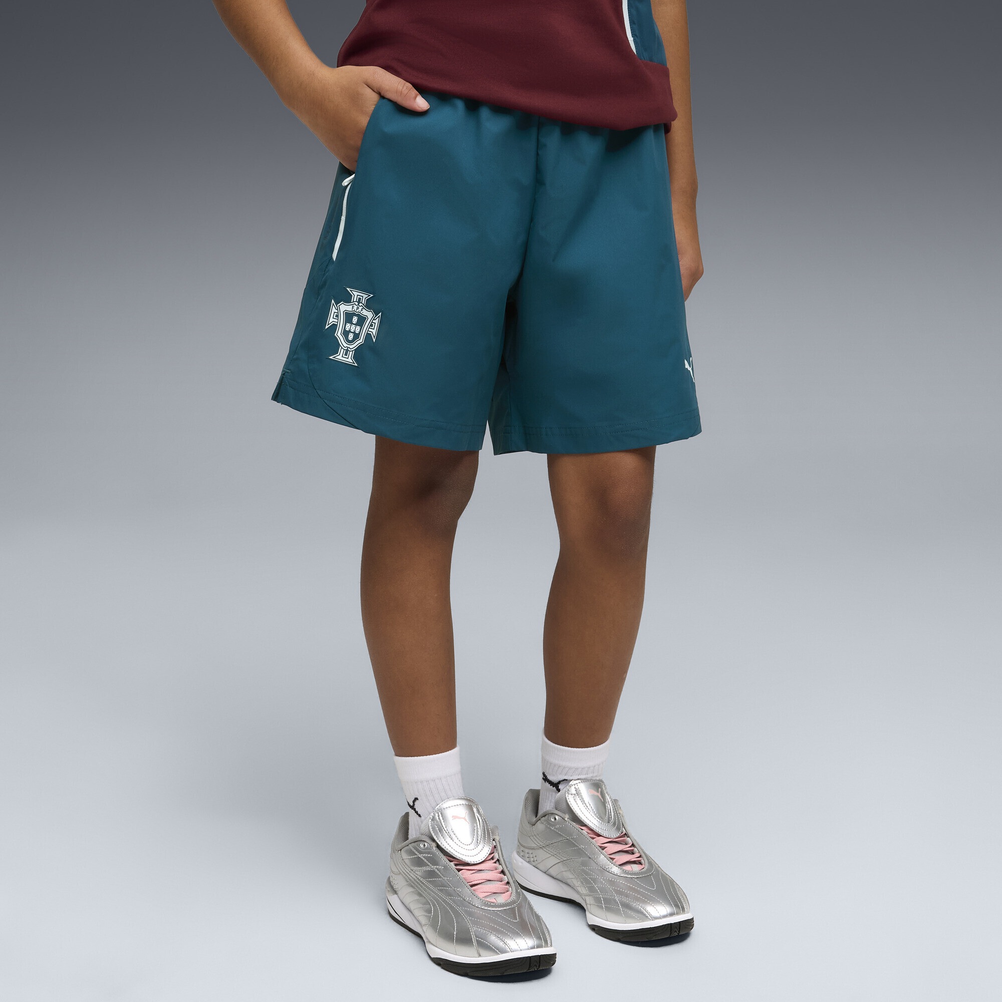 PUMA Shorts »Portugal PUMATECH Relaxed Gewebte Shorts Jugendliche«