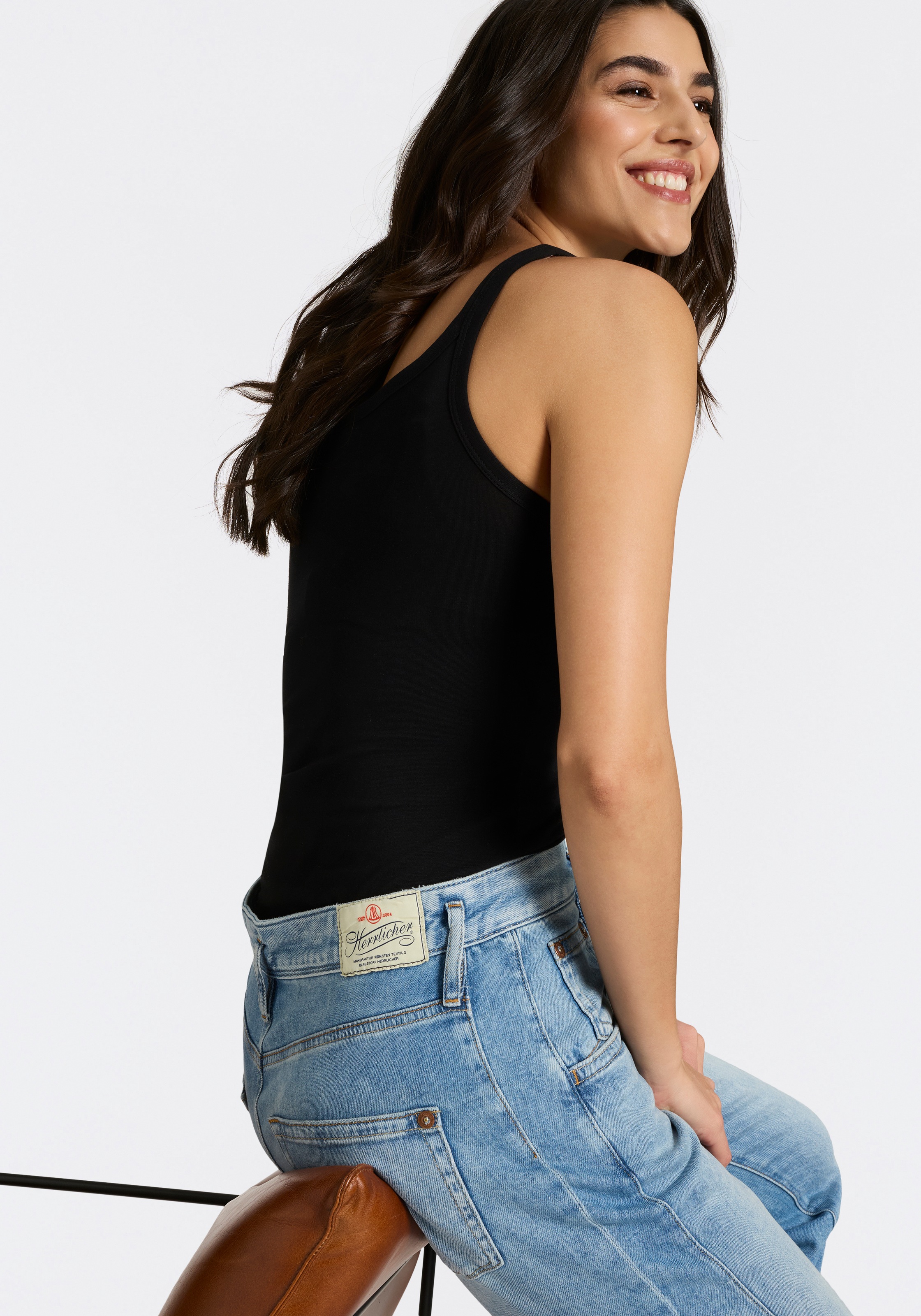 Herrlicher Boyfriend-Jeans »Shyra Tap Denim Stretch« mit halb verdeckter Knopfleiste, High Waist