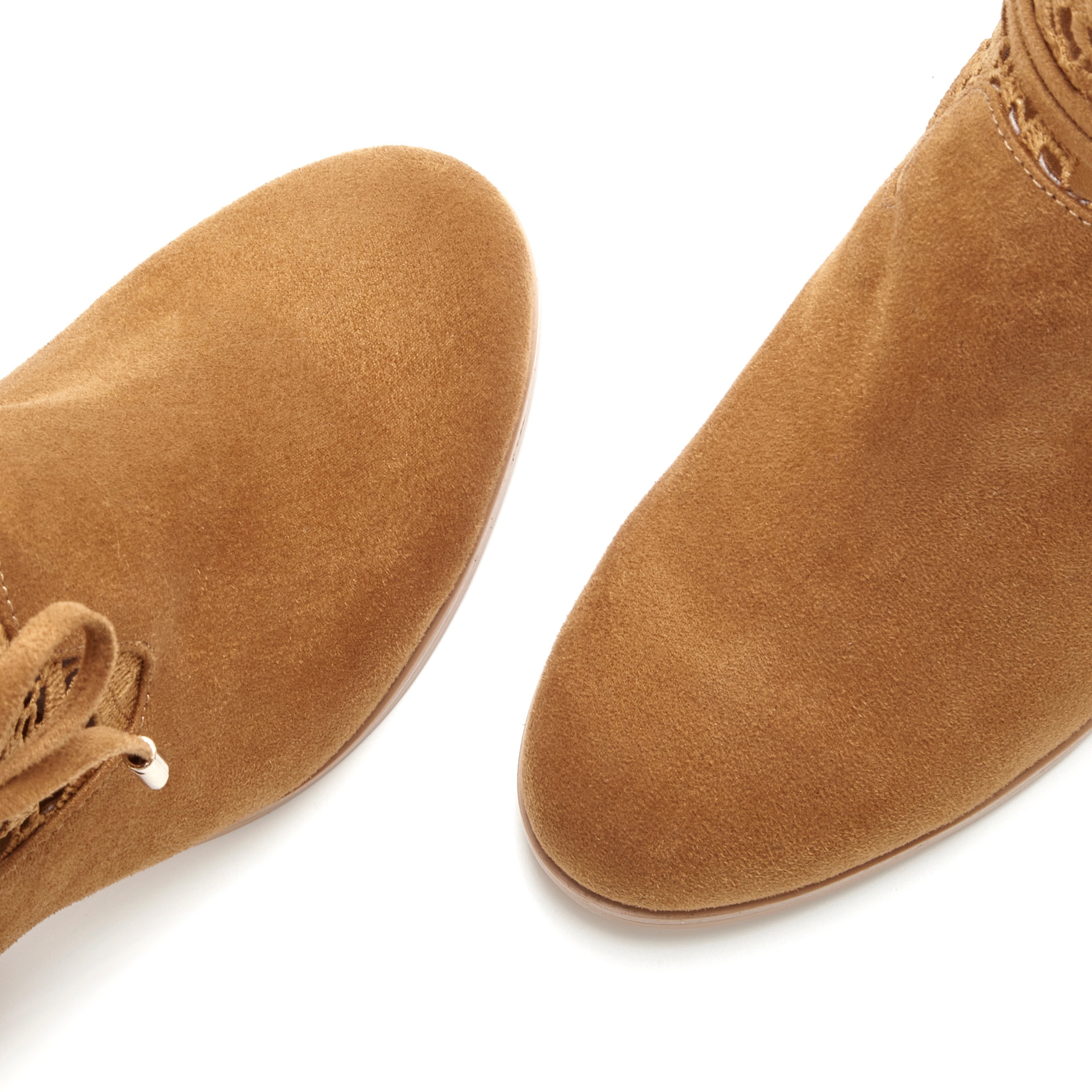 LASCANA High-Heel-Stiefelette mit modischer Spitze und bequemen Blockabsatz günstig online kaufen