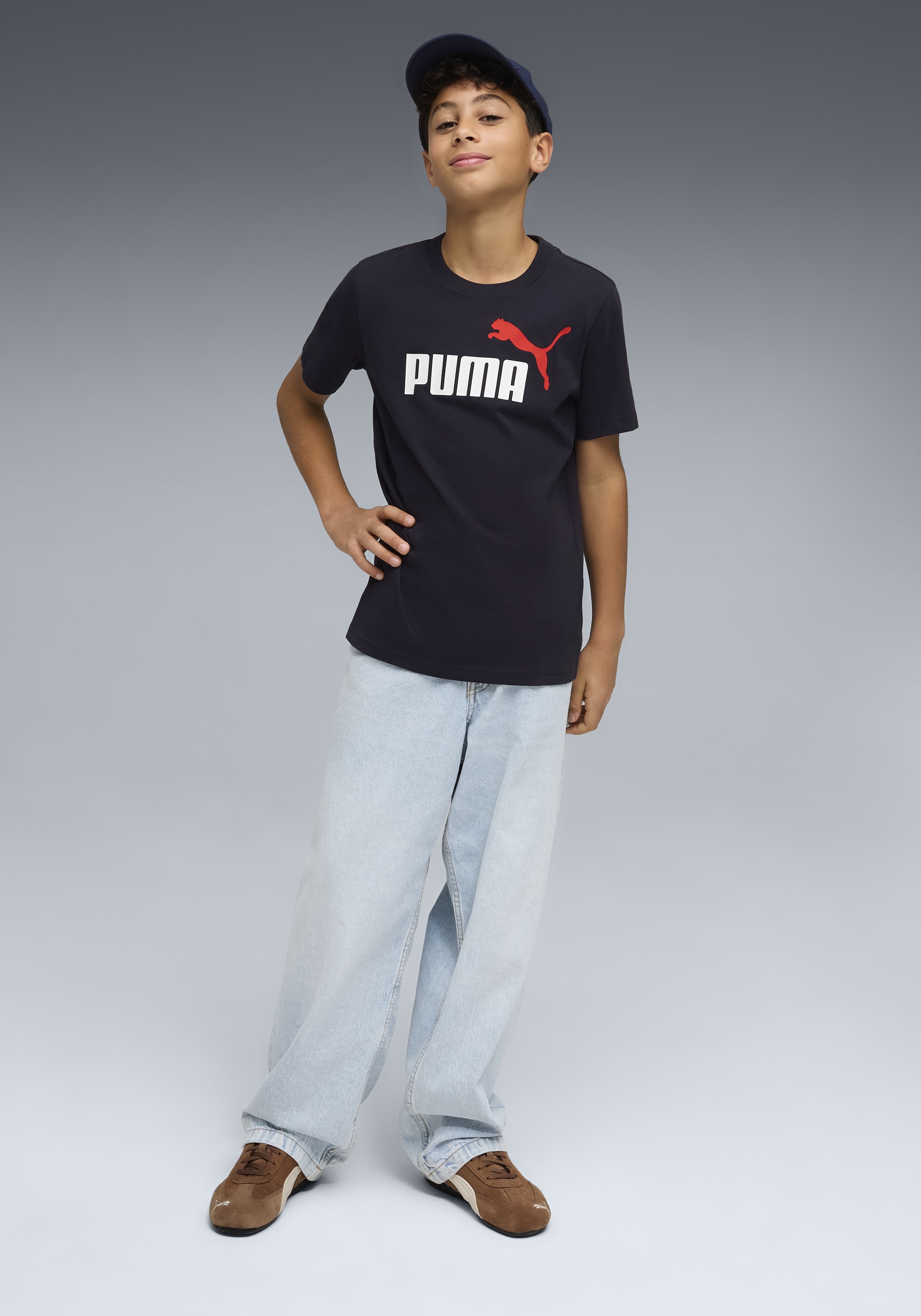 Thumbnail - PUMA T-Shirt "ESS 2 COLOR NO.1 LOGO TEE B" Regular Fit, Kurzarm, für Jugendliche, Rundhalsausschnitt