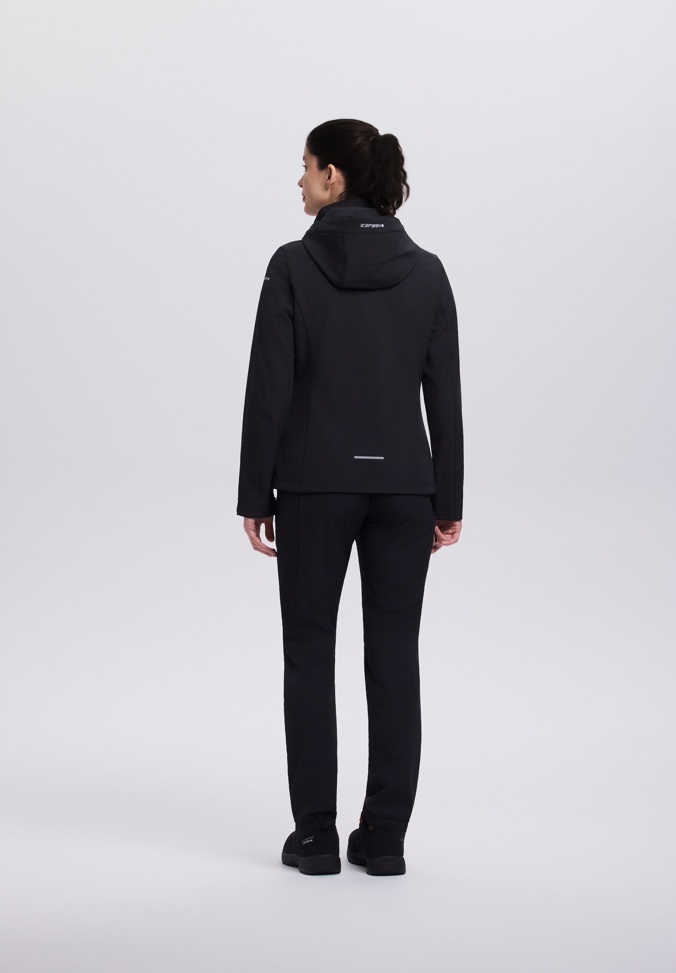 Icepeak Softshelljacke »BRENHAM« mit Kapuze mit abnehmbarer Kapuze, winddicht, wasserabweisend, atmungsaktiv