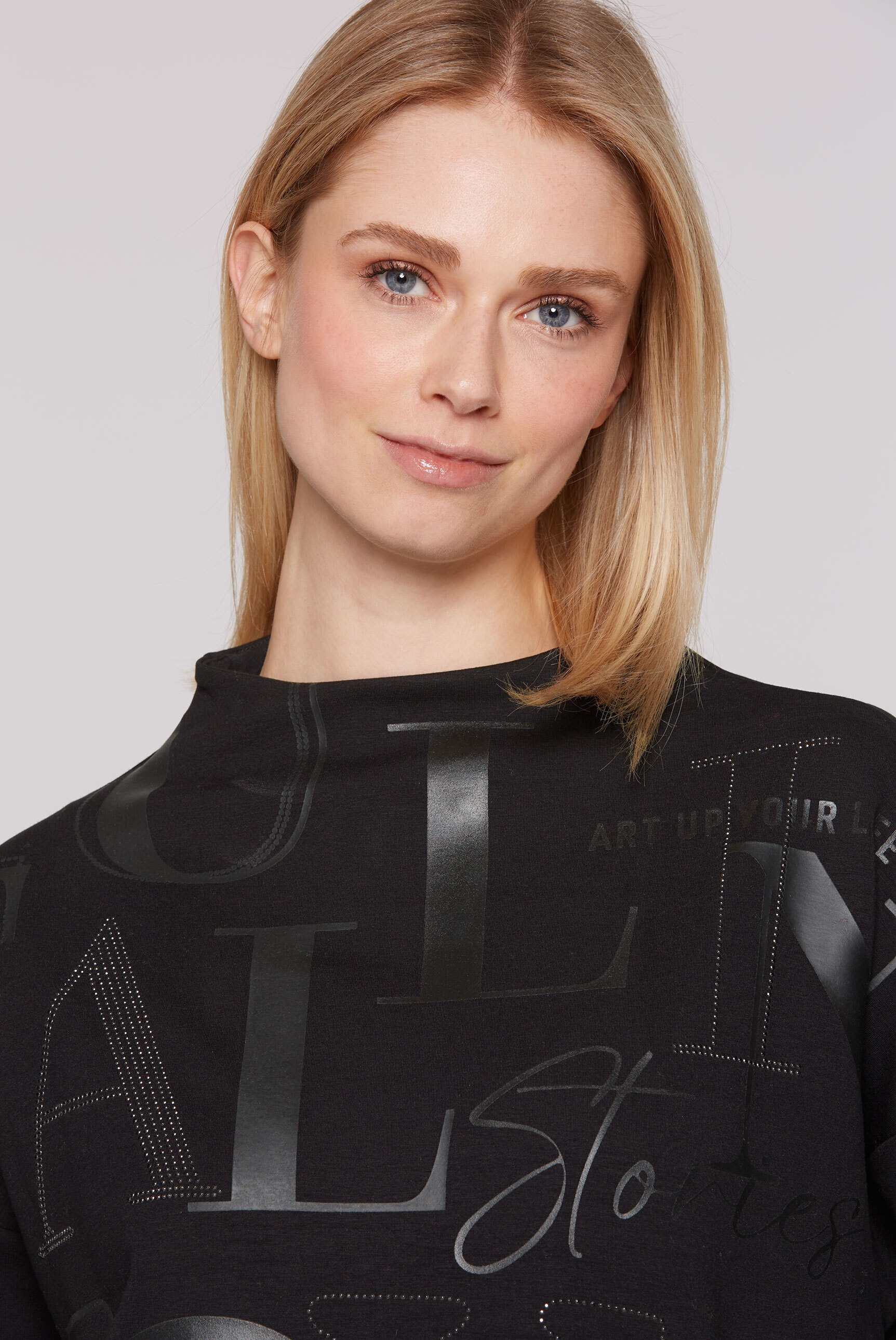 SOCCX Langarmshirt, mit Elasthan-Anteil