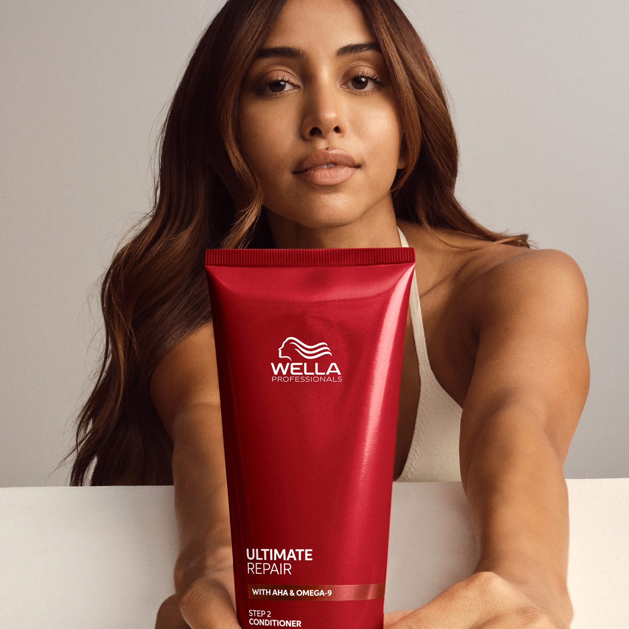 Wella Professionals Haarspülung »ULTIMATE REPAIR CONDITIONER« intensive Pflege, Für alle Haartypen und -schäden