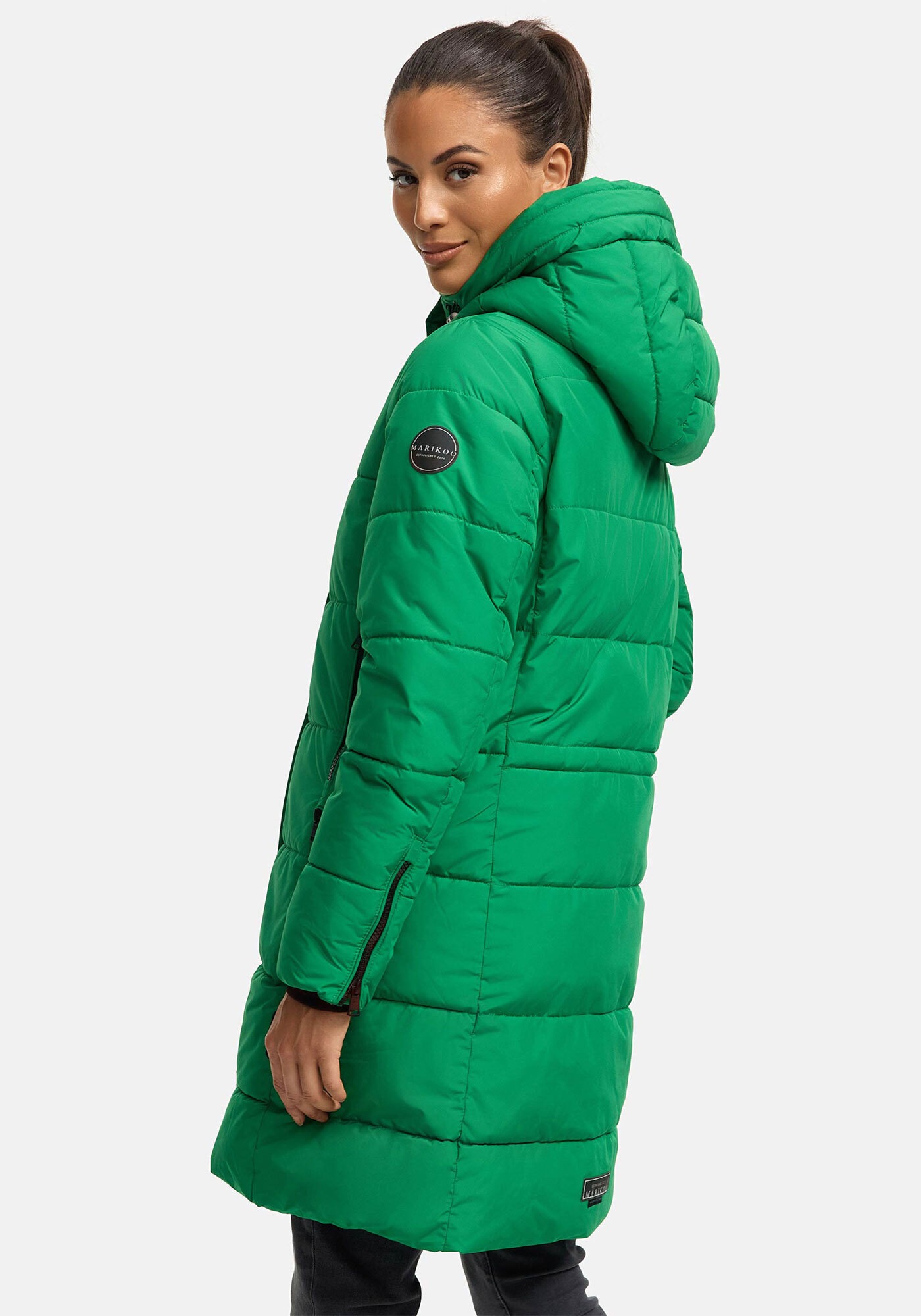 Marikoo Winterjacke »Karumikoo XVI«, mit großer Kapuze