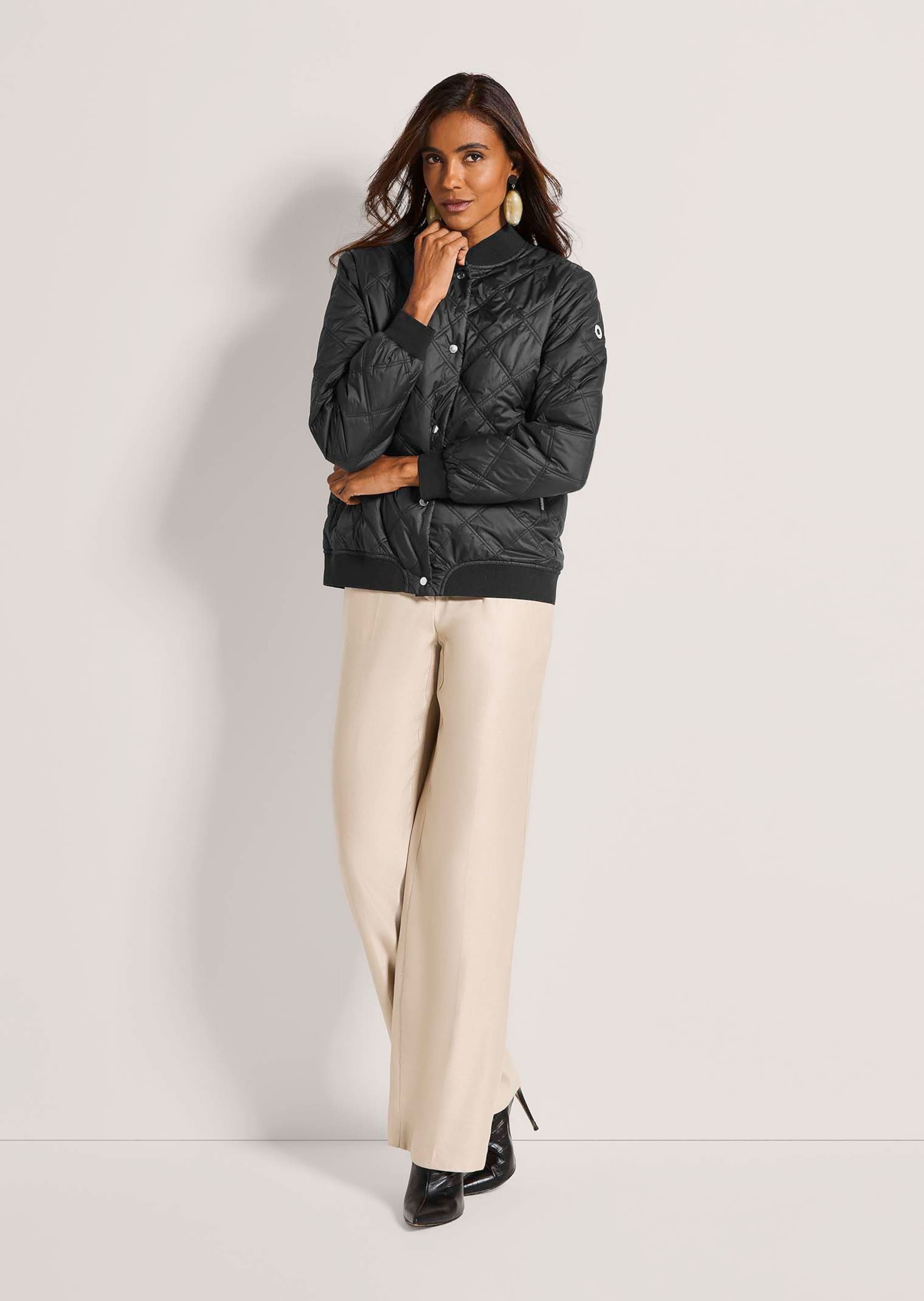 MADELEINE Kurzjacke "Blouson Steppjacke mit Rundhals" günstig online kaufen