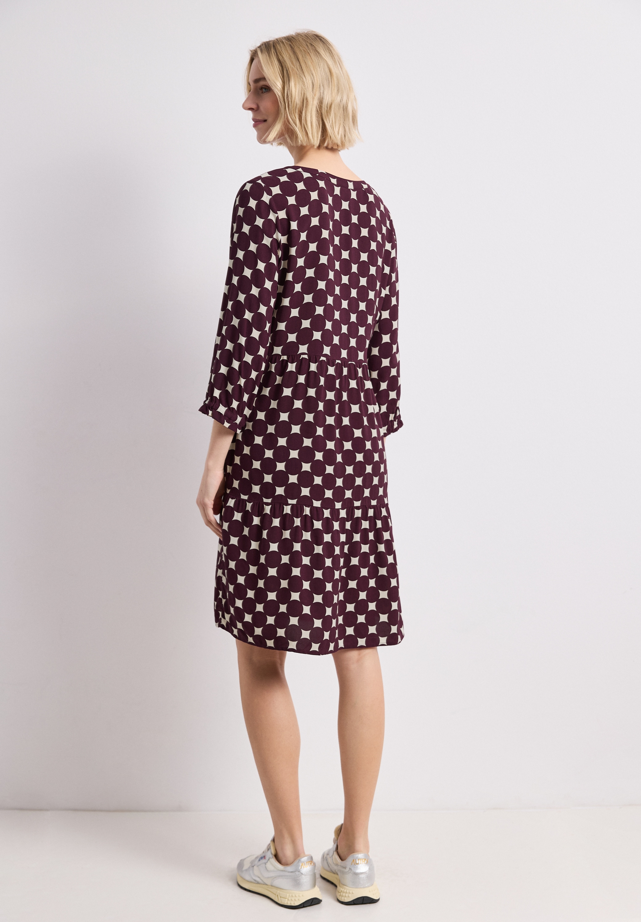 STREET ONE Midikleid Ohne Taschen knielang