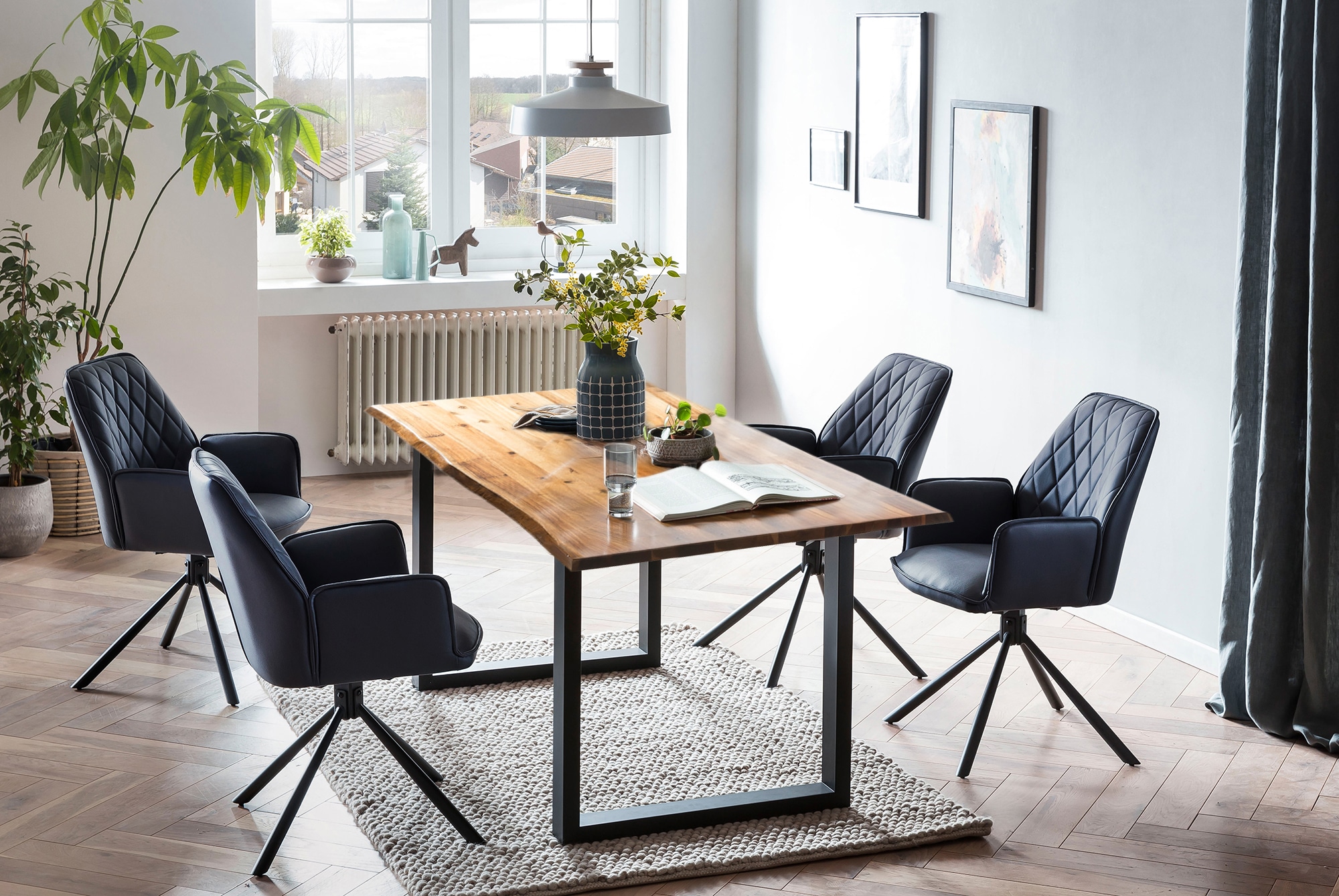 Essgruppe SALESFEVER, blau, Massivholz, Metall, Polyester, Sitzmöbel-Sets, "Esszimmergruppe: Stilvolles Ensemble", 5-teiliges Set: Drehbare