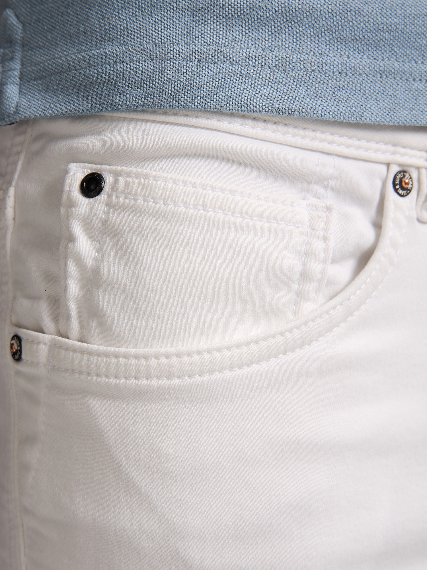 Jeansshorts PETROL INDUSTRIES, Herren, Gr. M (38), N-Gr, hellweiß, Denim/Jeans, Obermaterial: 72% Baumwolle, 27% Polyester, 1% Elasthan, slim fit kniefrei, Jeans Jeansshorts, Sommerhose im Five-Pocket Style 3