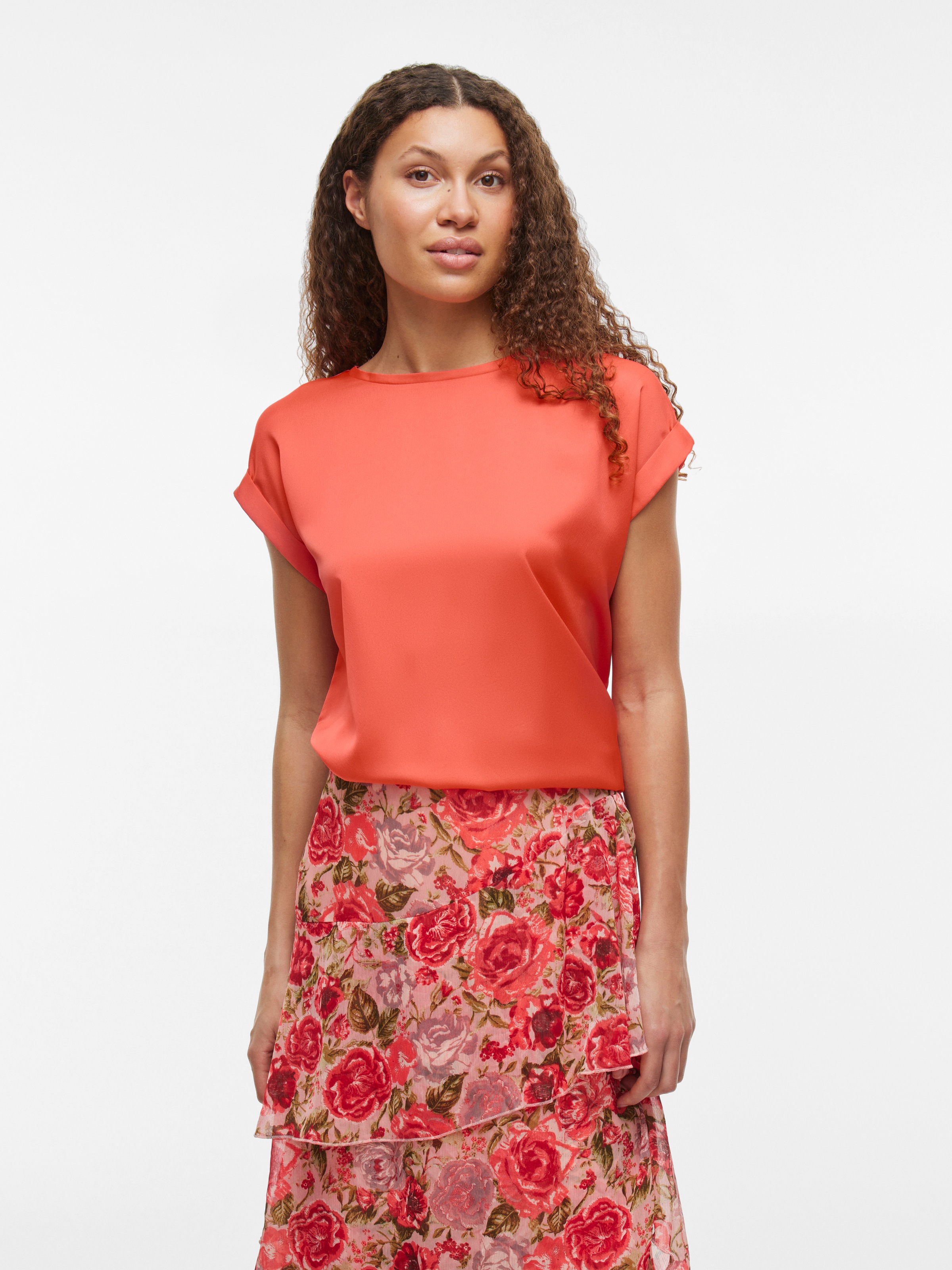 Vila Kurzarmshirt "Viellette S/S Satin Top - Noos" Kunstfaser, Regular Fit