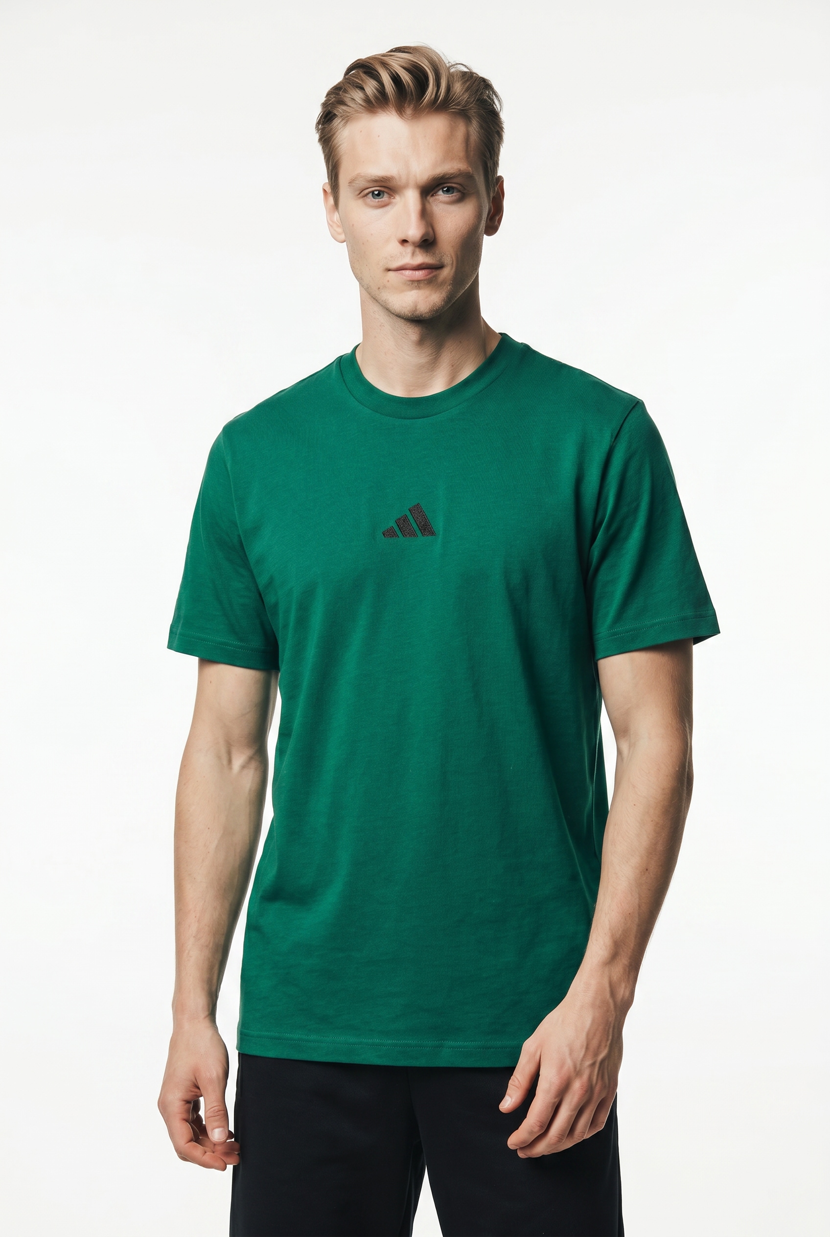 adidas Sportswear »ESSENTIALS SMALL LOGO SINGLE JERSEY« sportliches Kurzarmshirt, mit Rundhalsausschnitt